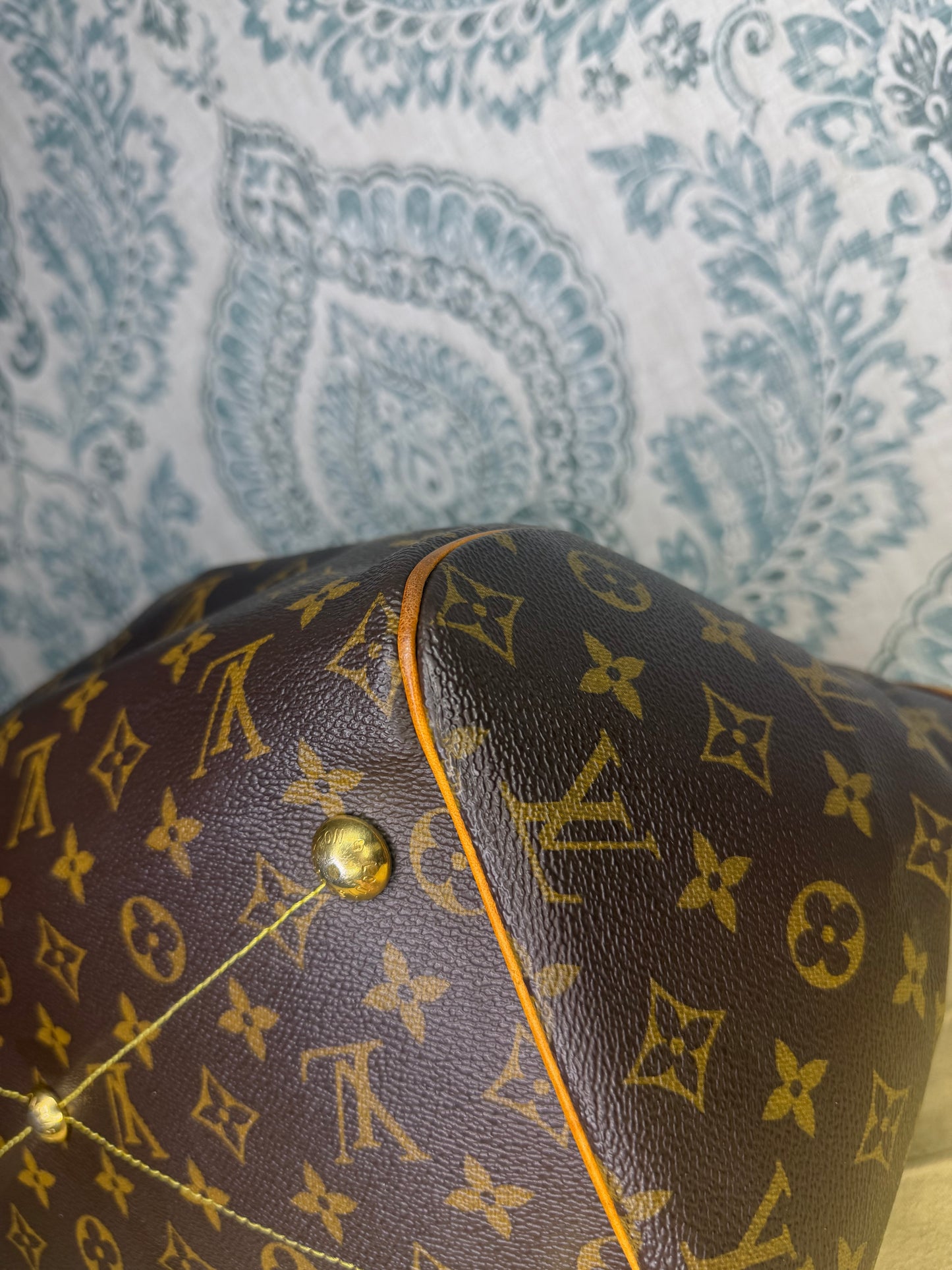 Louis Vuitton Tivoli GM