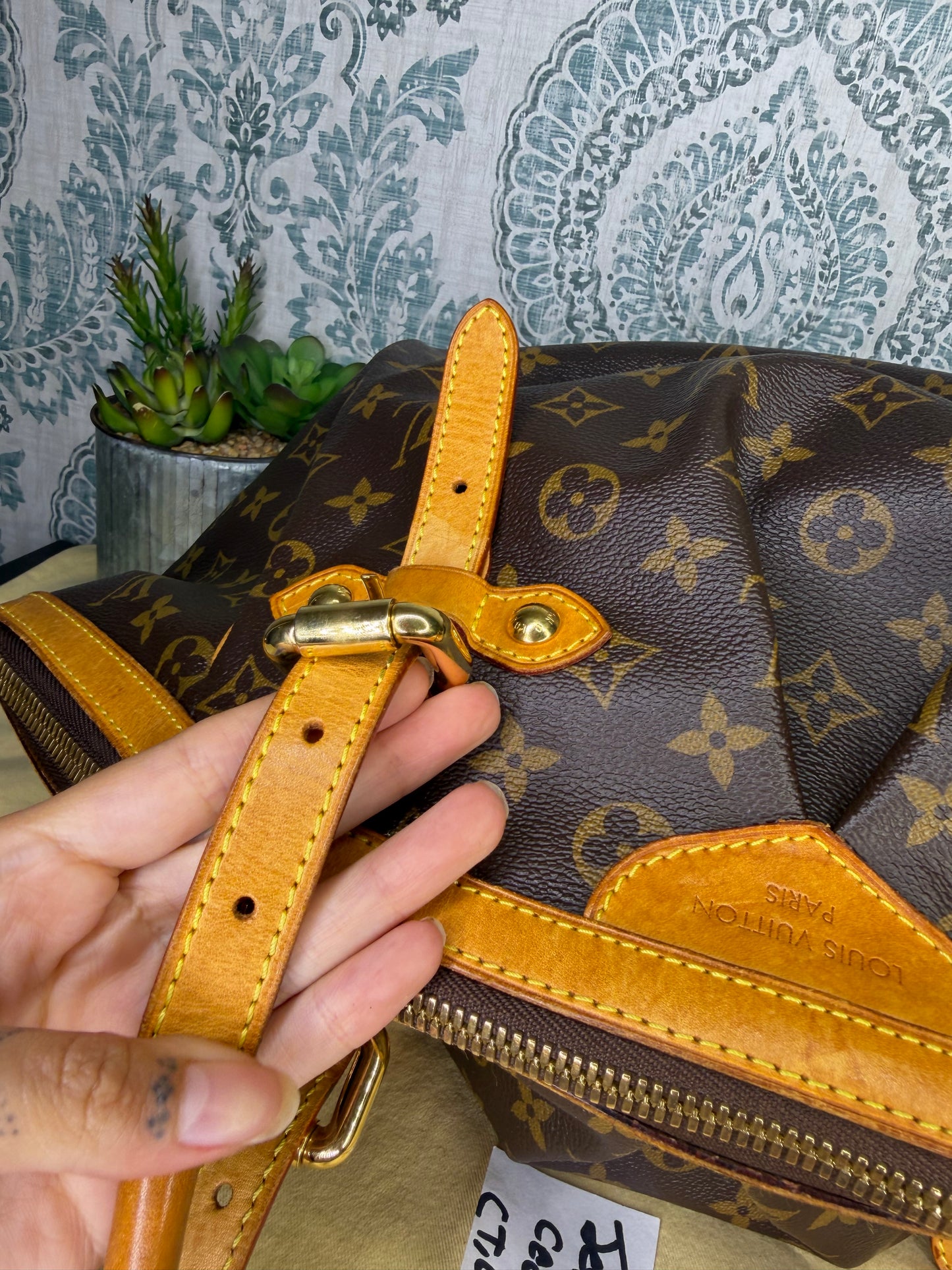 Louis Vuitton Tivoli GM