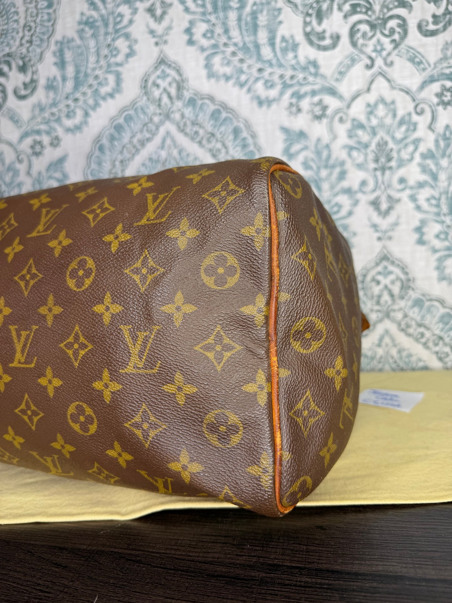 Louis Vuitton Speedy 35