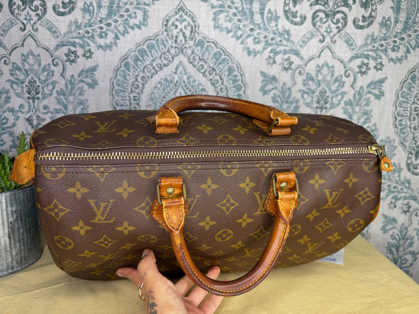 Louis Vuitton Speedy 35