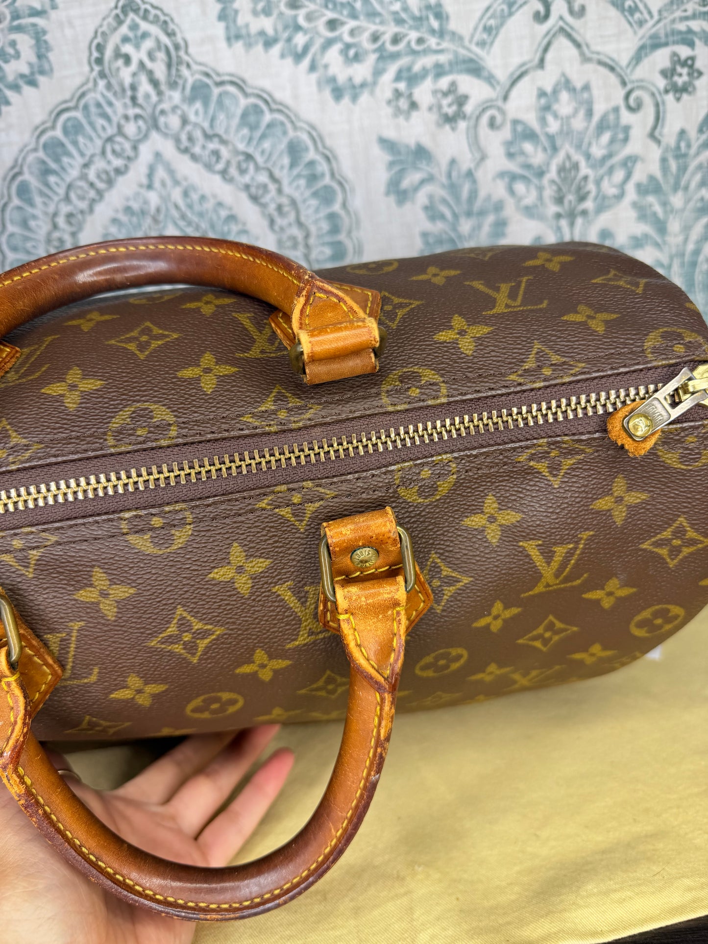 Louis Vuitton Speedy 35