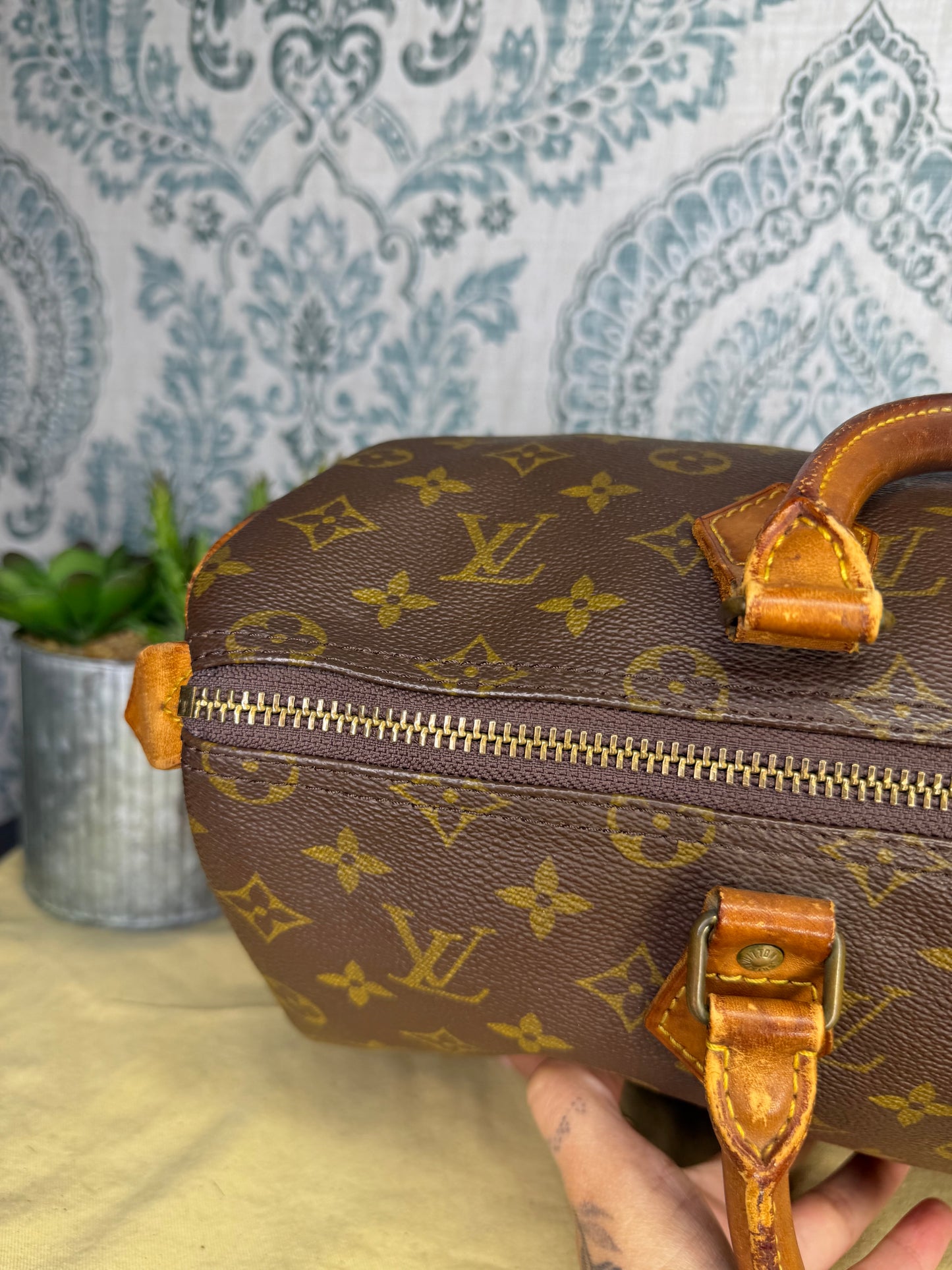 Louis Vuitton Speedy 35