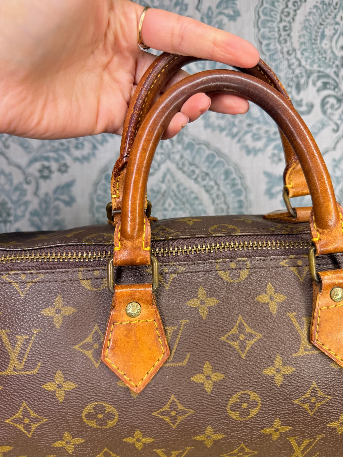Louis Vuitton Speedy 35