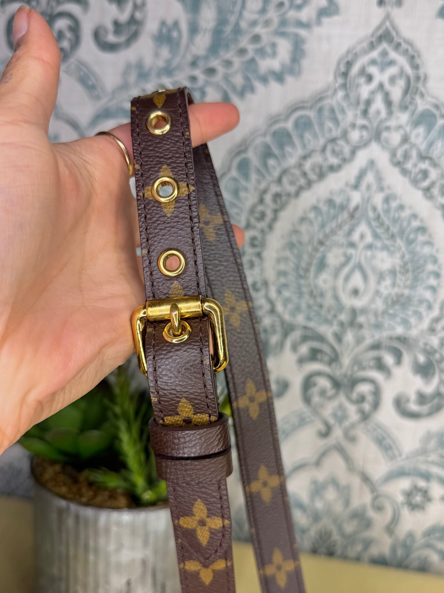 Louis Vuitton Monogram Short Shoulder Strap