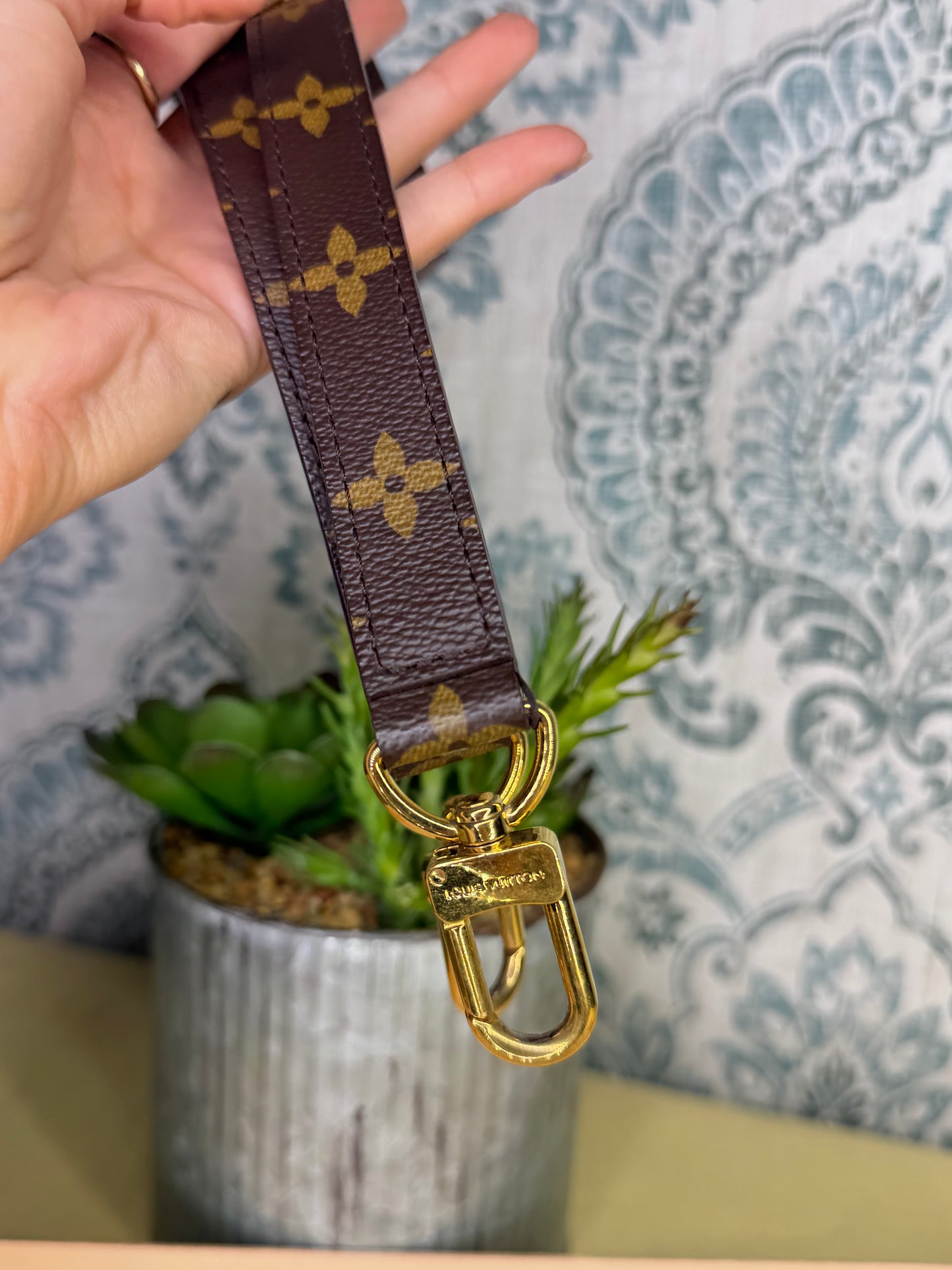 Louis Vuitton Monogram Short Shoulder Strap