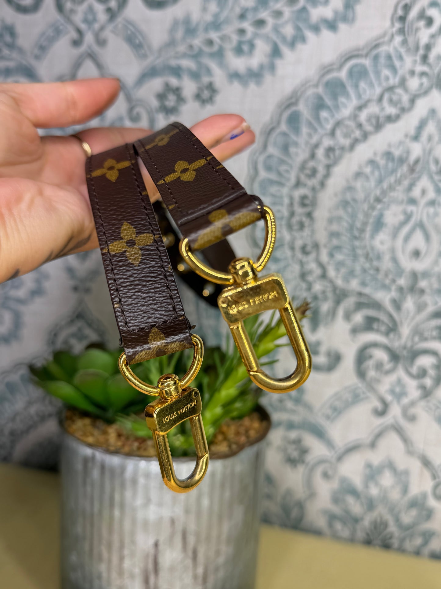 Louis Vuitton Monogram Short Shoulder Strap