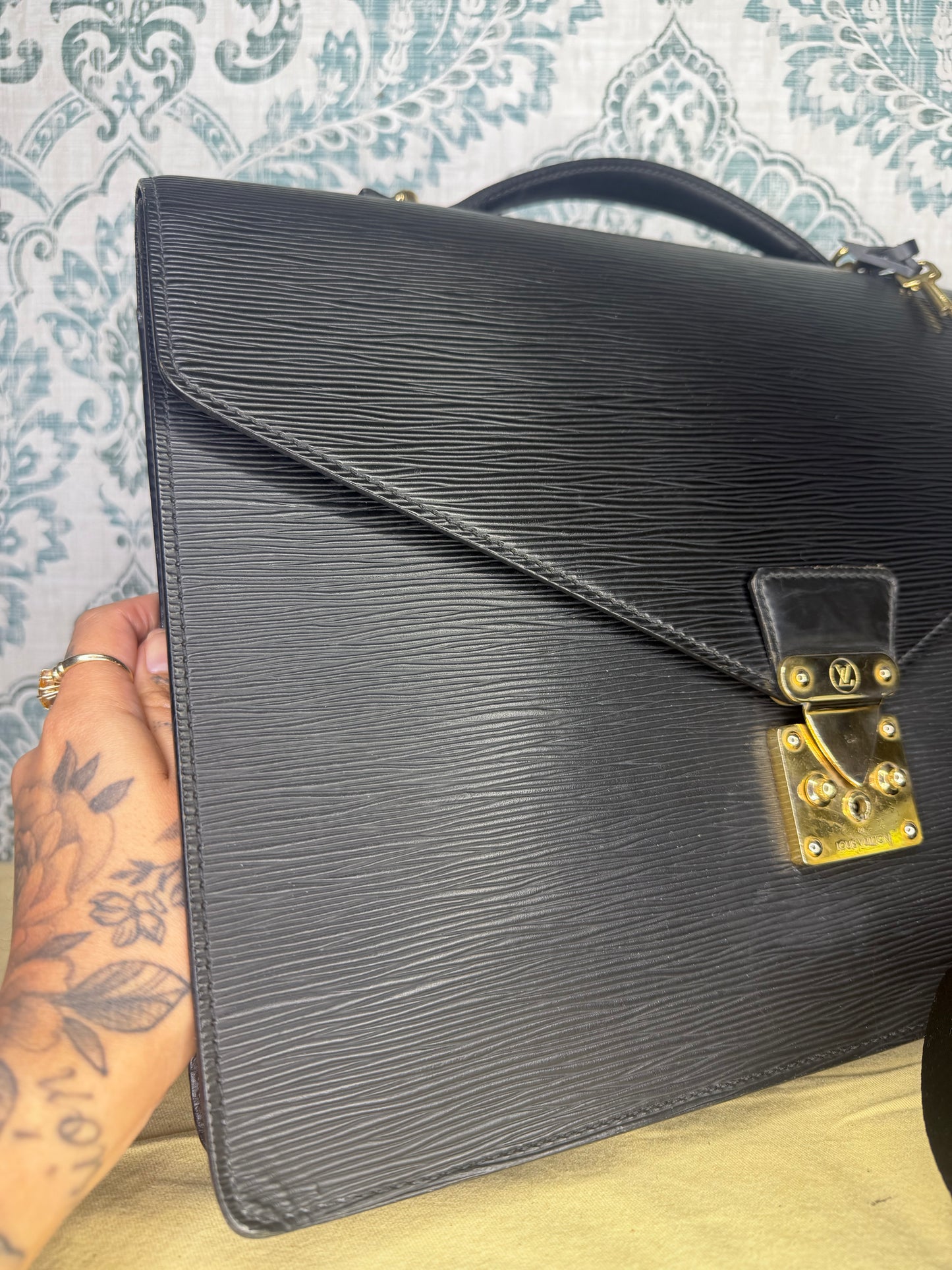 Louis Vuitton Black Epi Porte Documents Bandouliere Briefcase