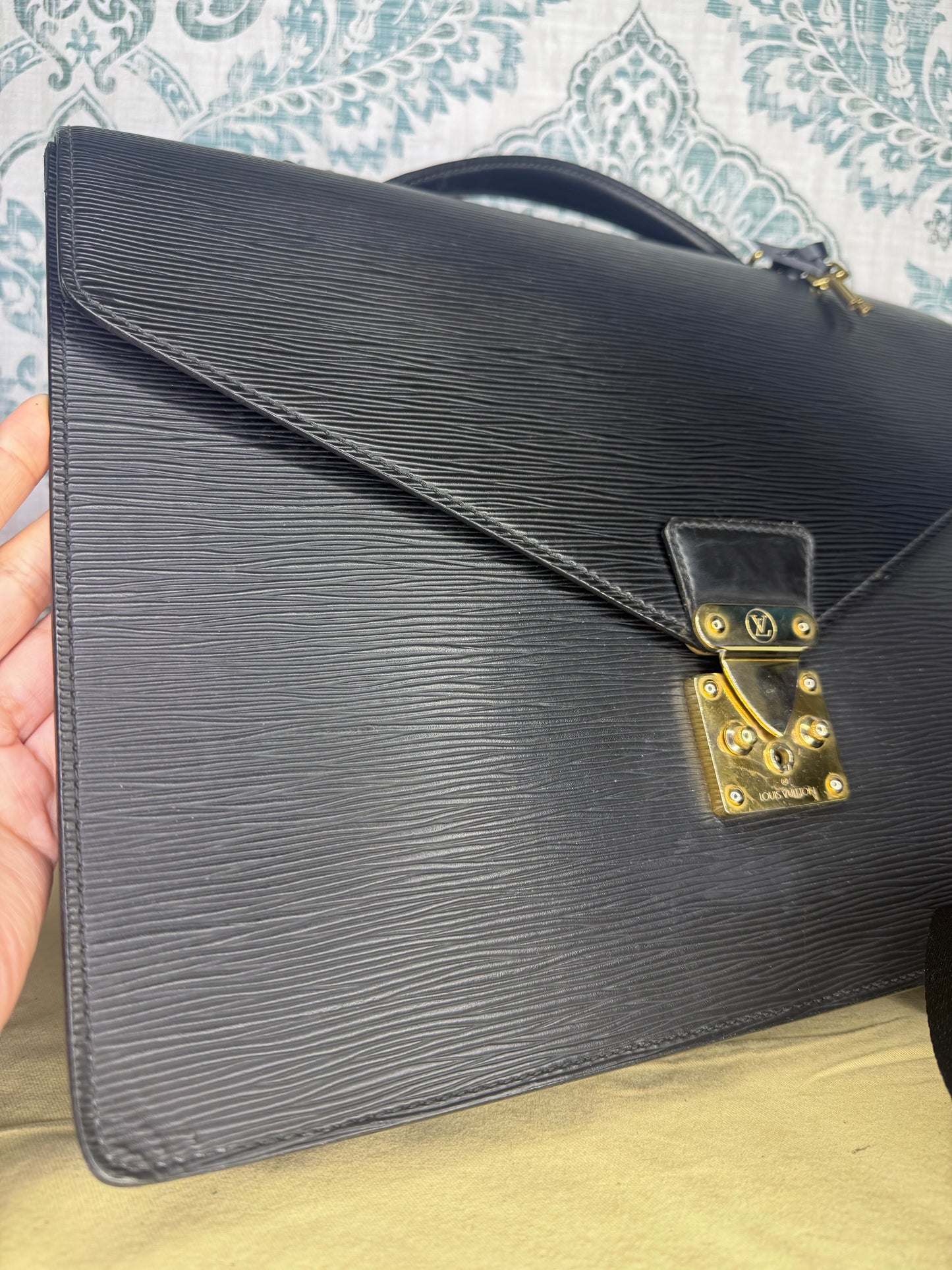 Louis Vuitton Black Epi Porte Documents Bandouliere Briefcase