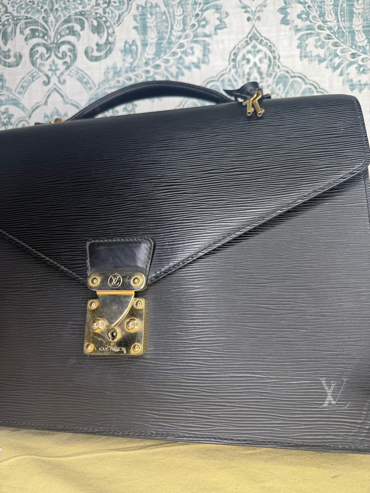 Louis Vuitton Black Epi Porte Documents Bandouliere Briefcase