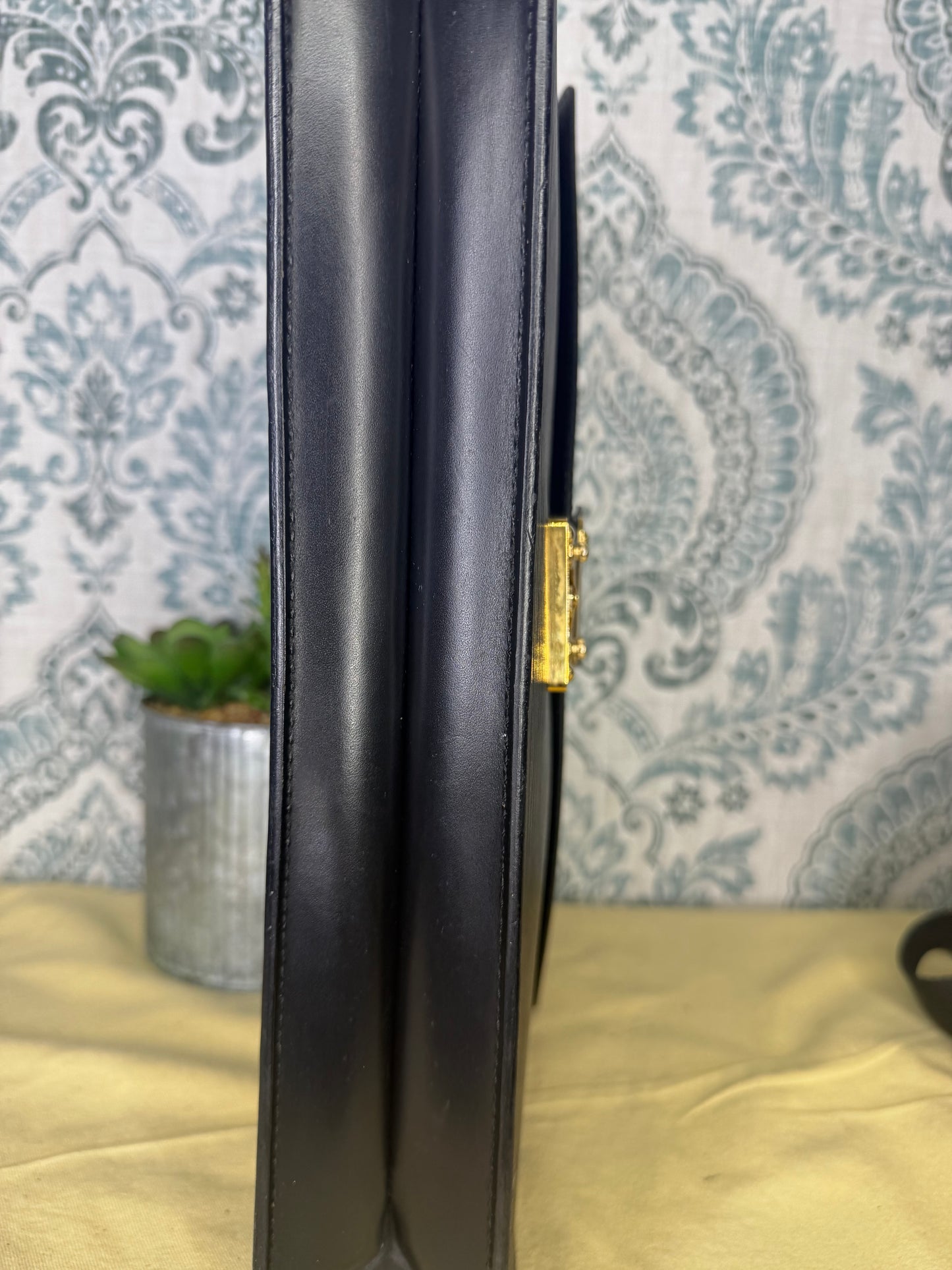 Louis Vuitton Black Epi Porte Documents Bandouliere Briefcase