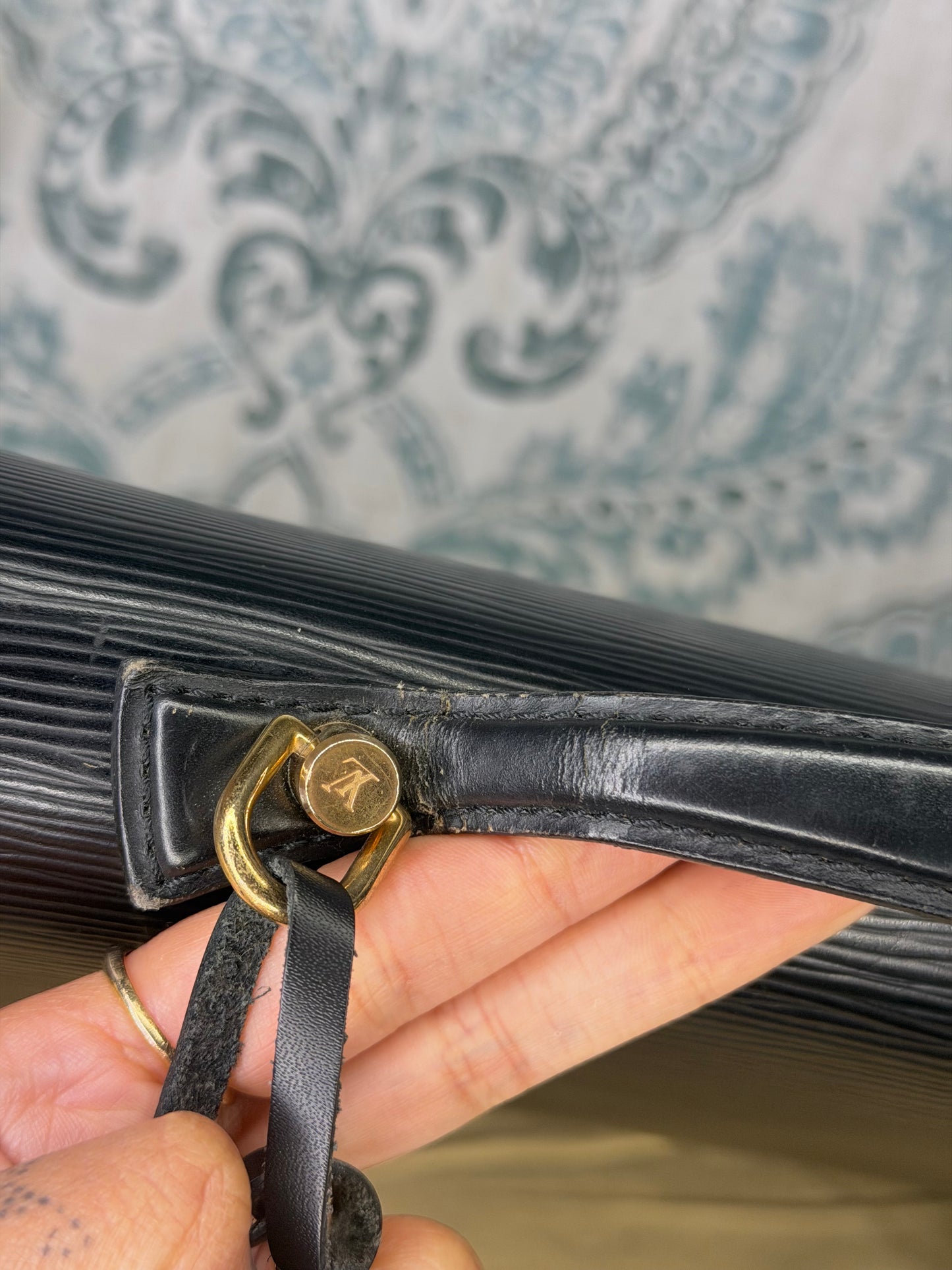 Louis Vuitton Black Epi Porte Documents Bandouliere Briefcase
