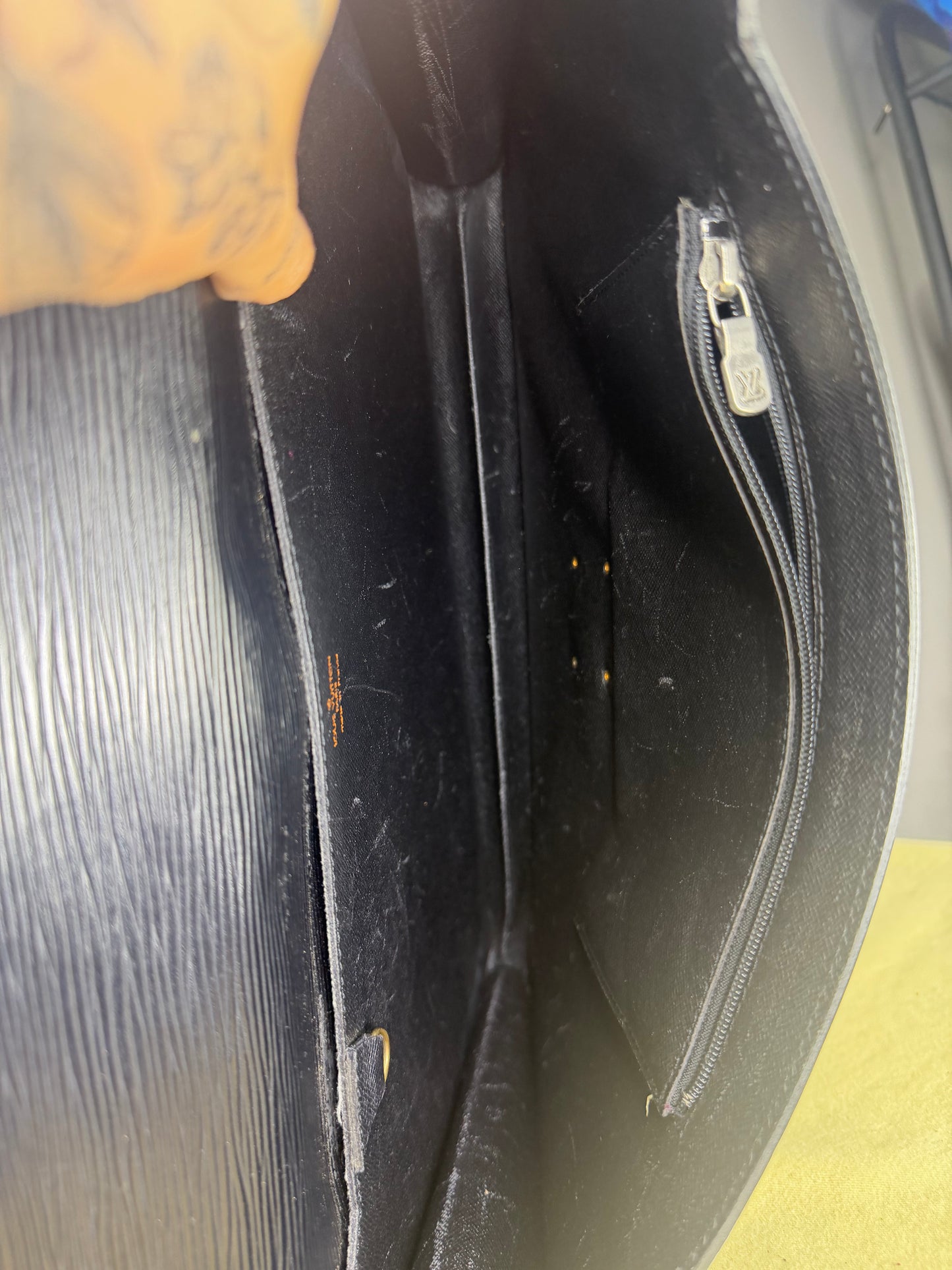 Louis Vuitton Black Epi Porte Documents Bandouliere Briefcase