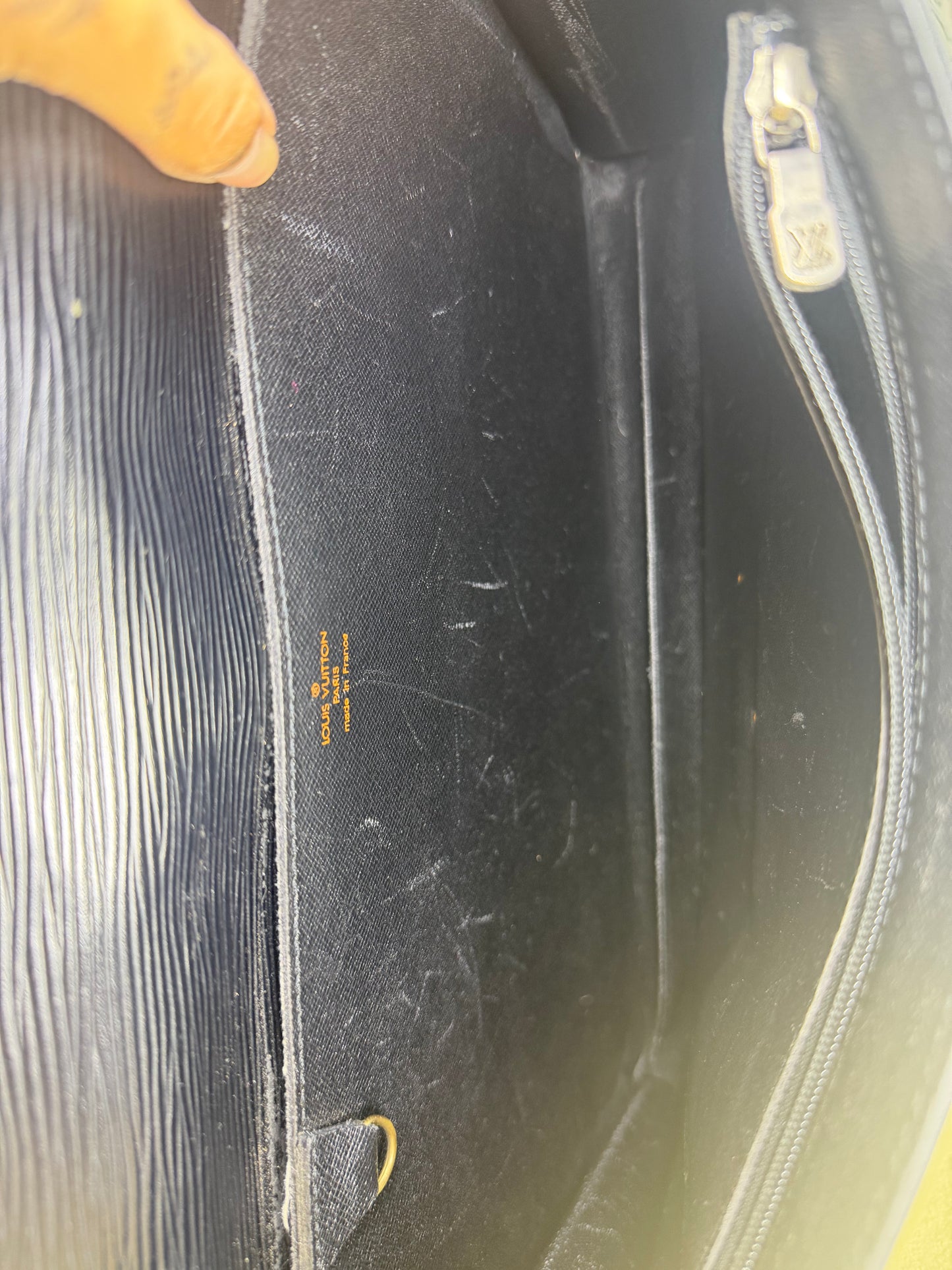 Louis Vuitton Black Epi Porte Documents Bandouliere Briefcase
