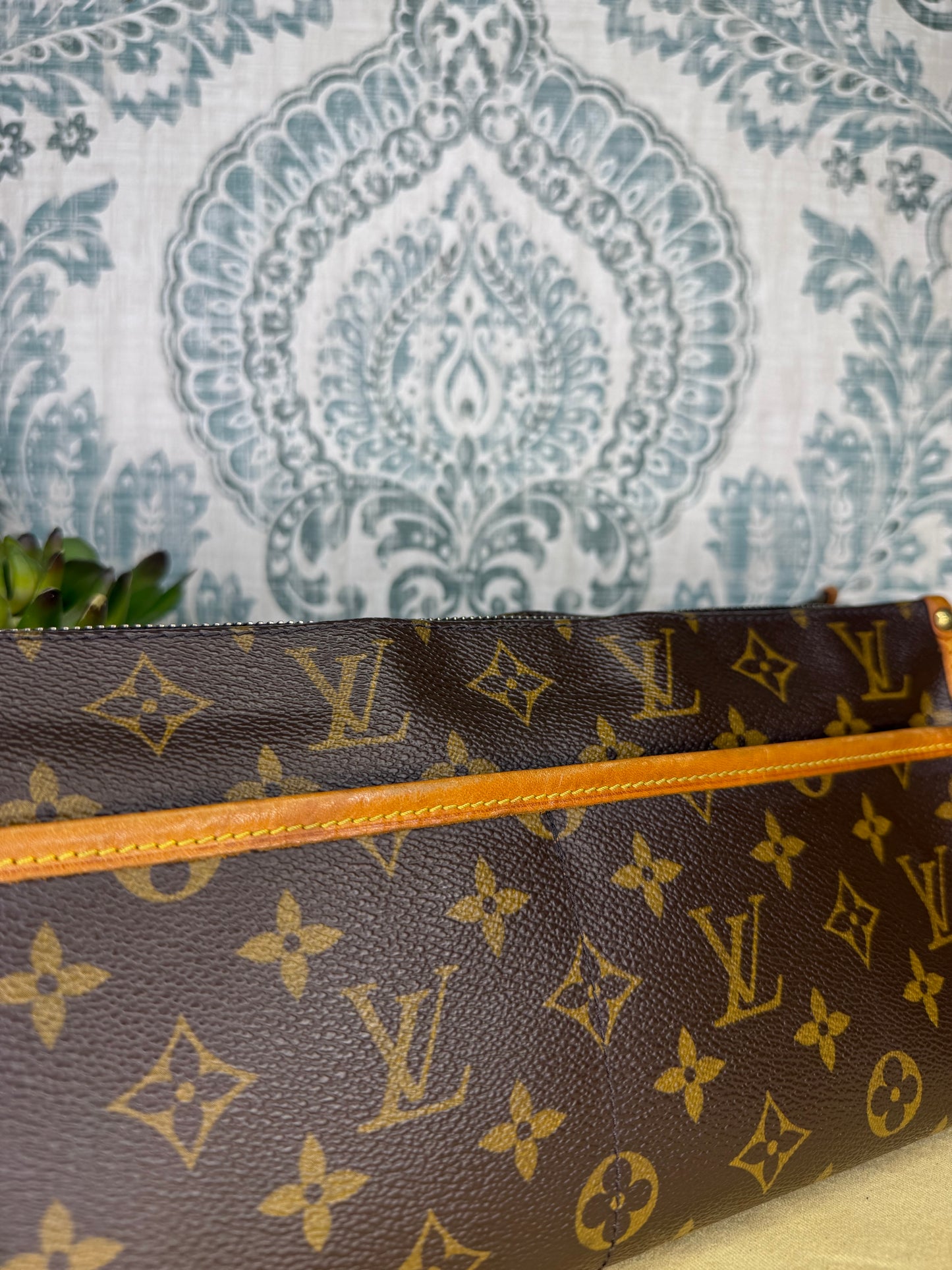 Louis Vuitton Popincourt Long