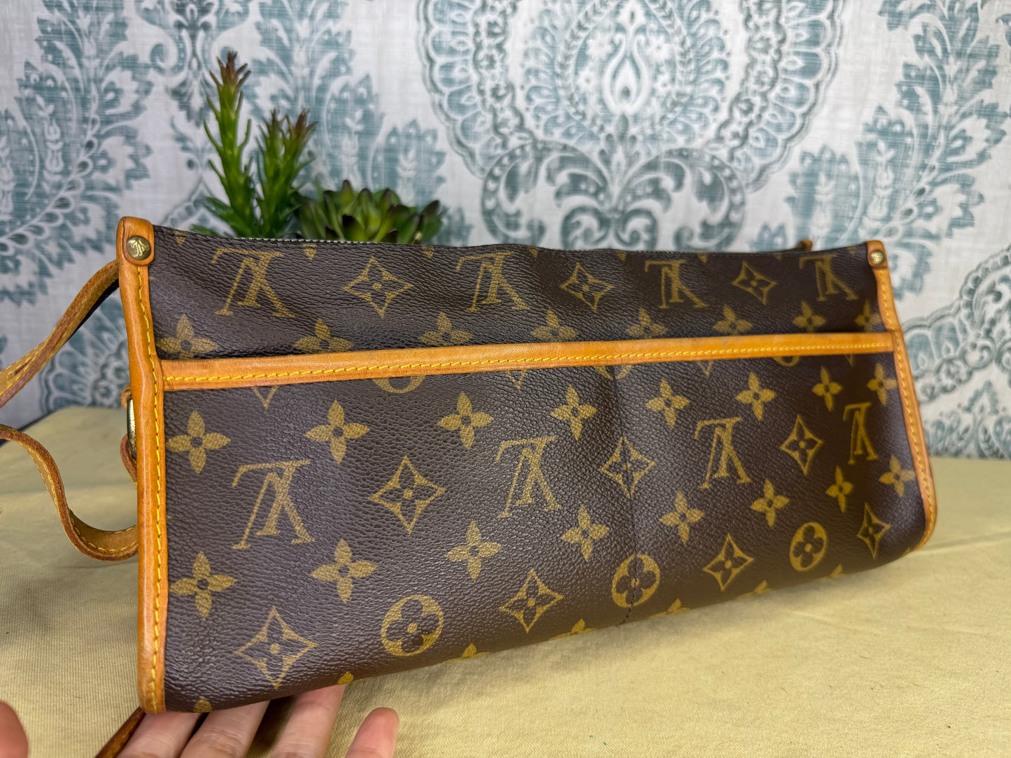 Louis Vuitton Popincourt Long