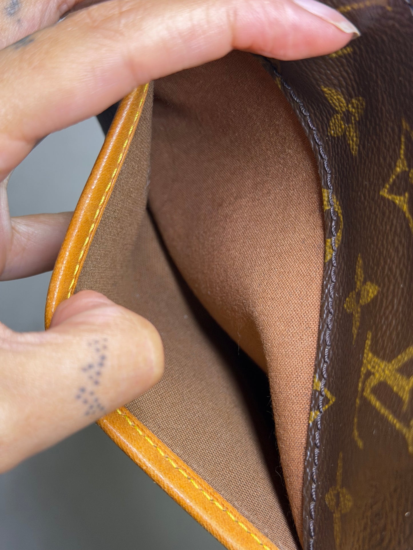 Louis Vuitton Popincourt Long