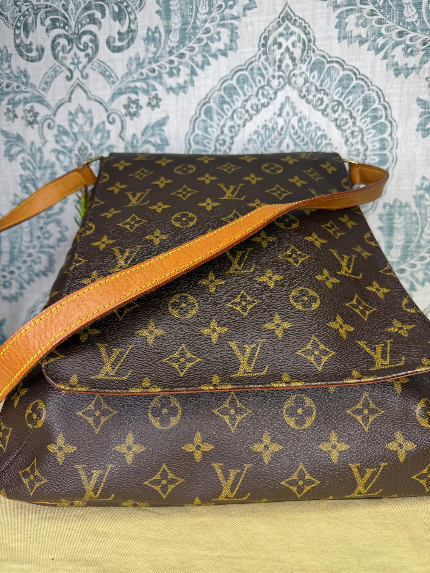 Louis Vuitton Musette Salsa GM