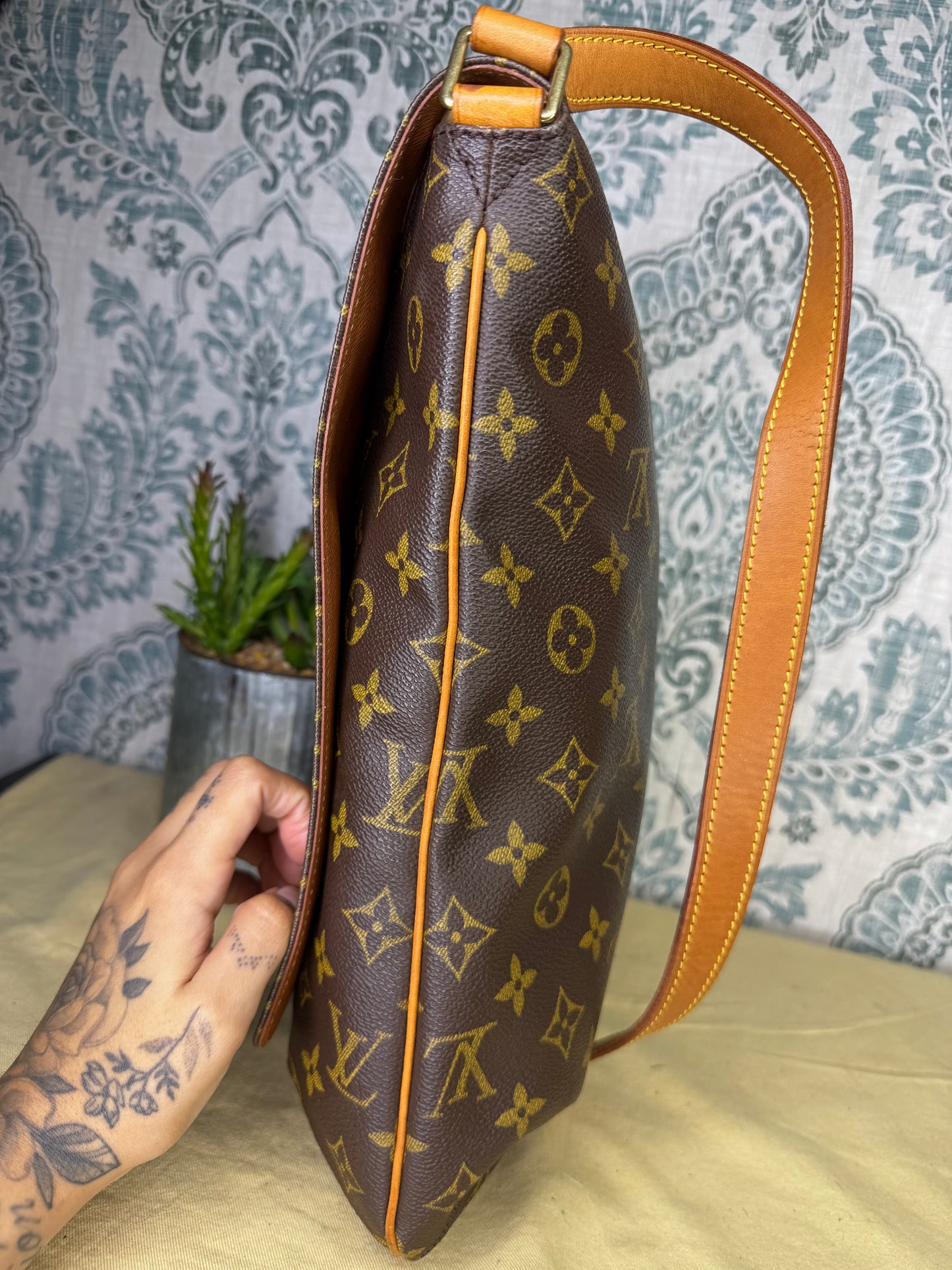 Louis Vuitton Musette Salsa GM
