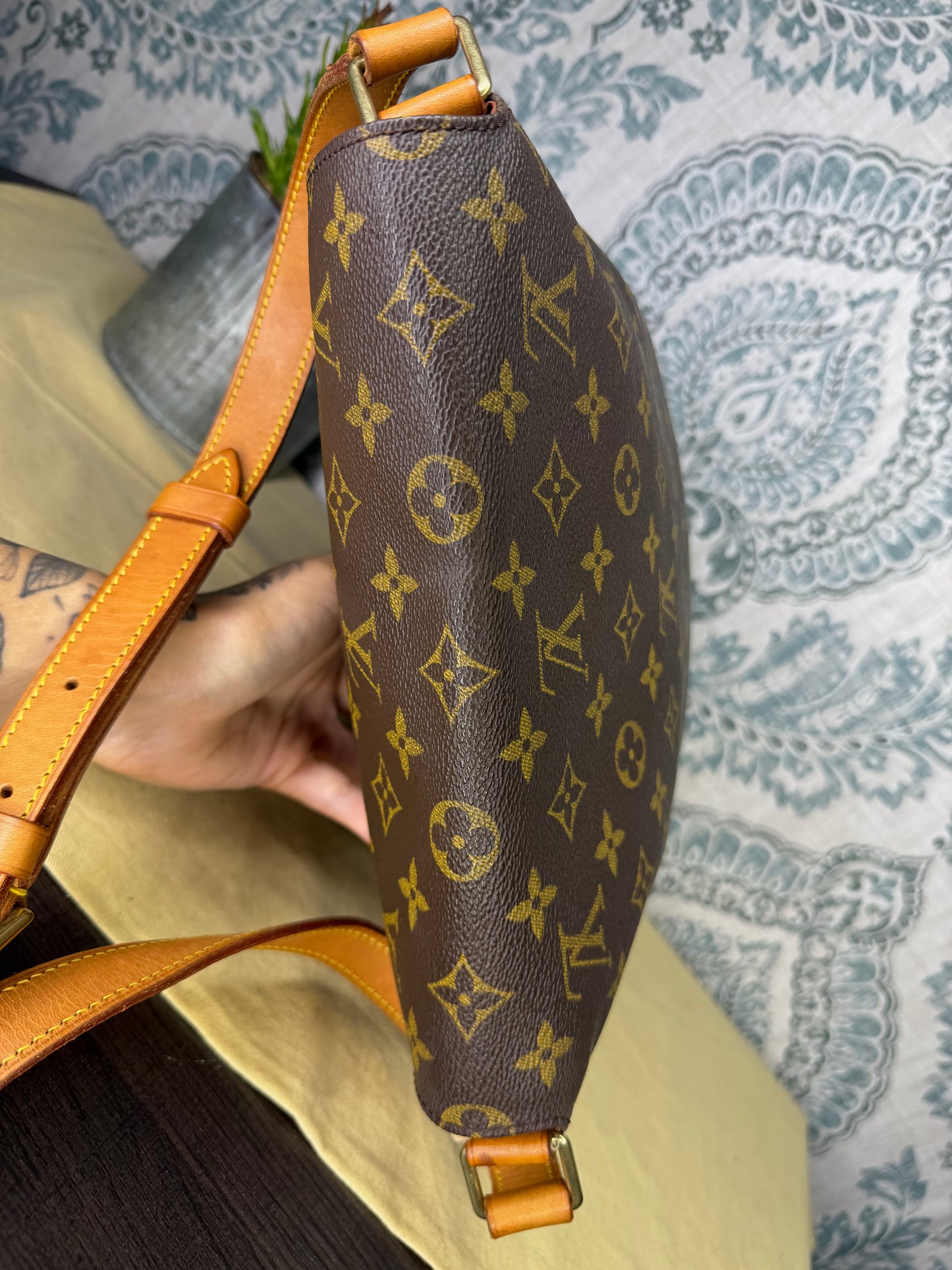Louis Vuitton Musette Salsa GM