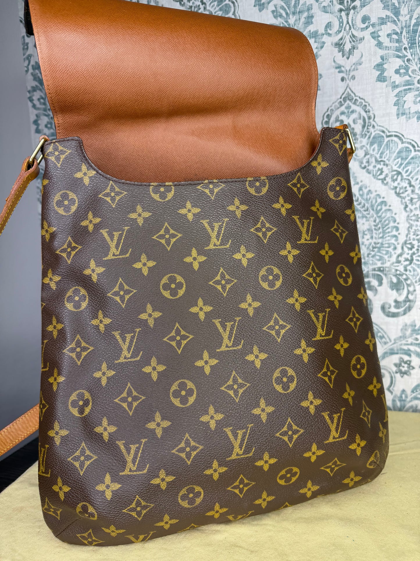 Louis Vuitton Musette Salsa GM