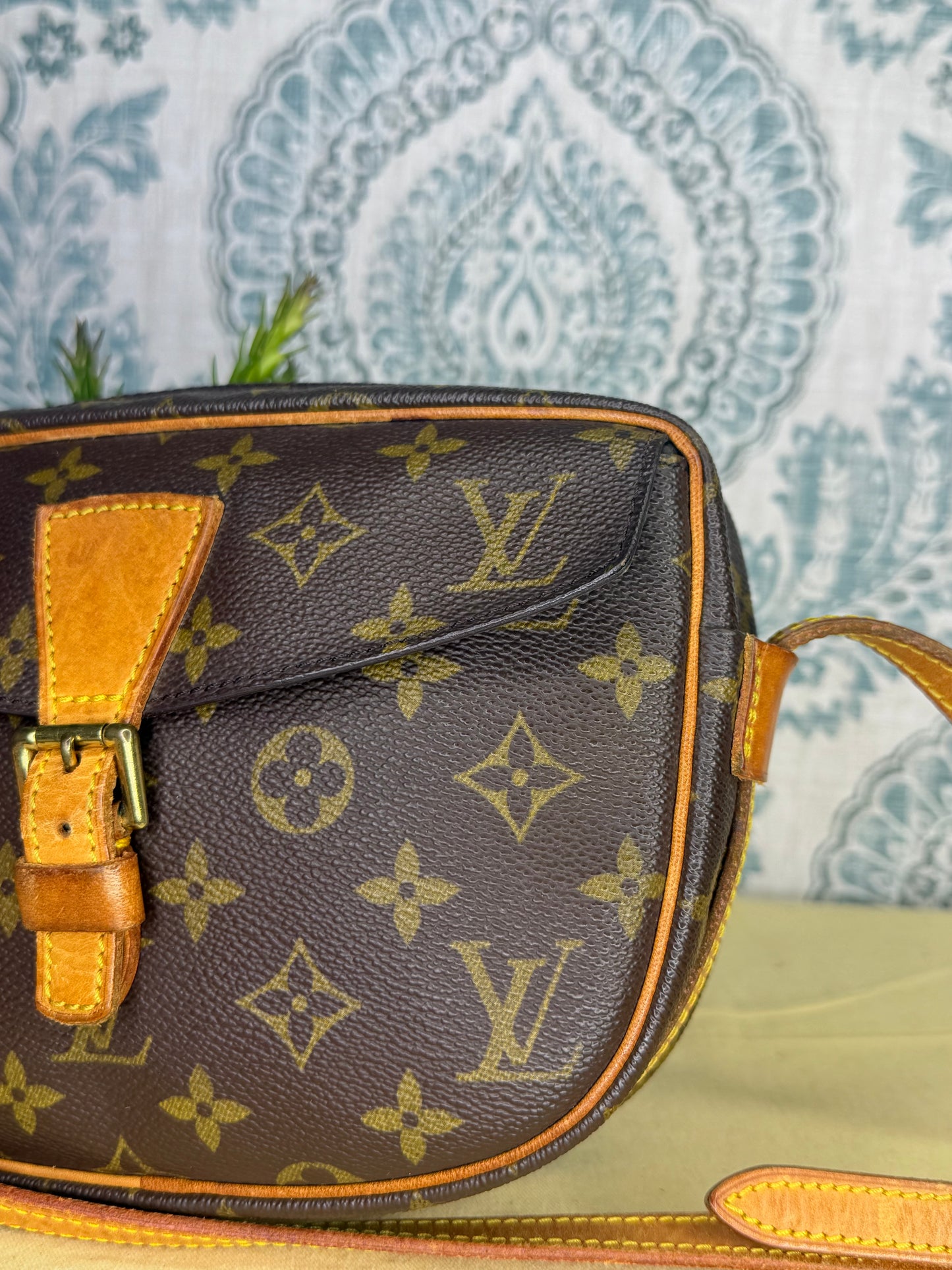 Louis Vuitton Jeune Fille PM