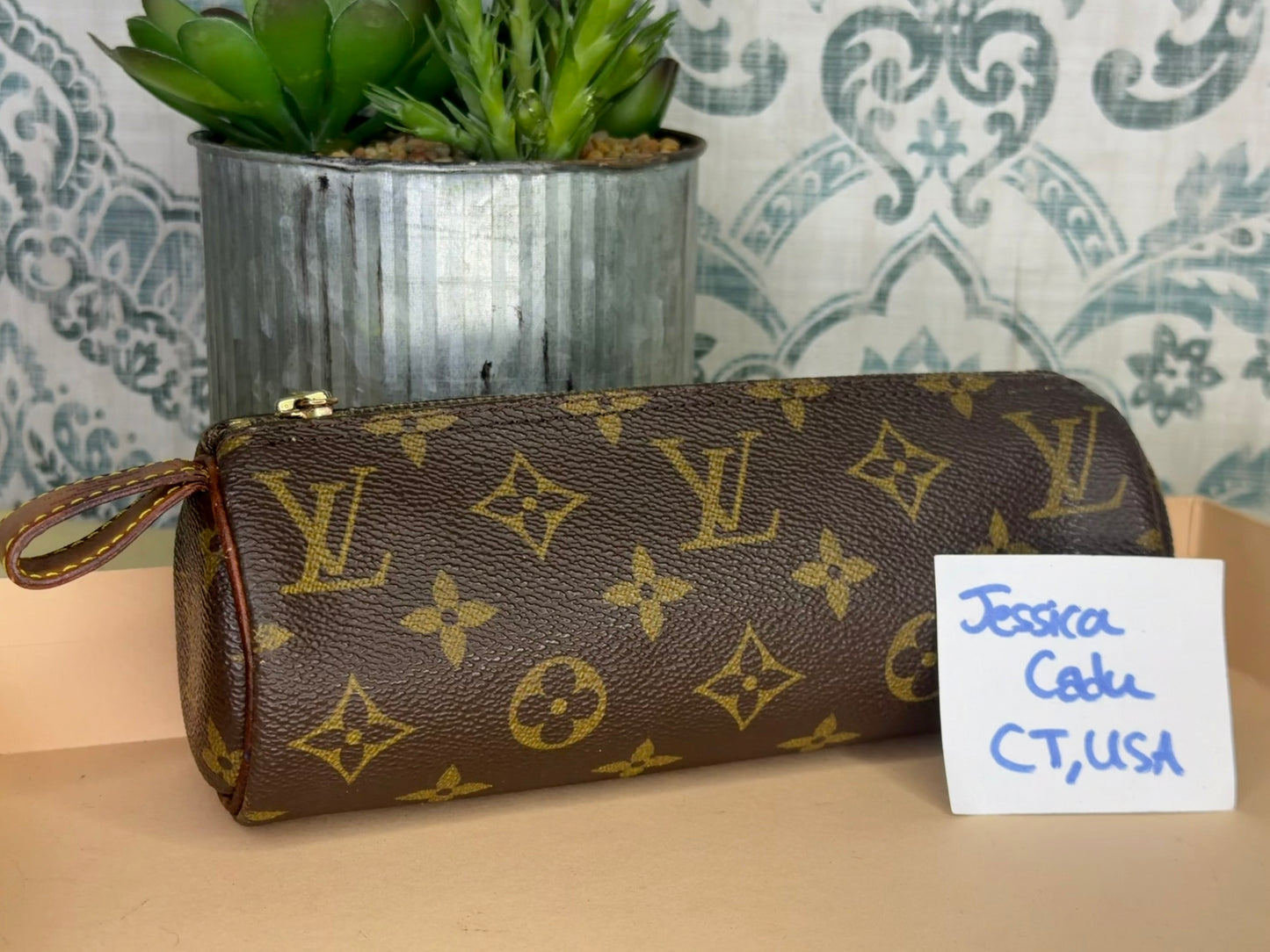 Louis Vuitton Vintage Trousse Ronde Pouch