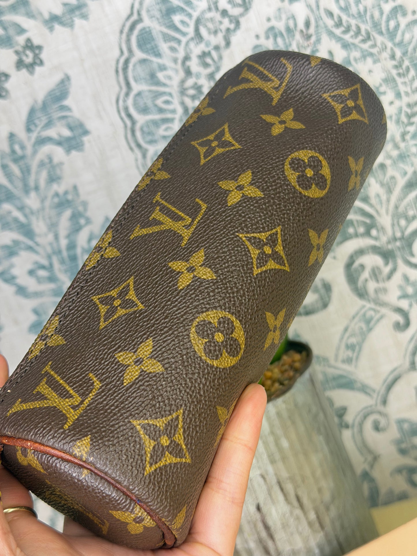 Louis Vuitton Vintage Trousse Ronde Pouch