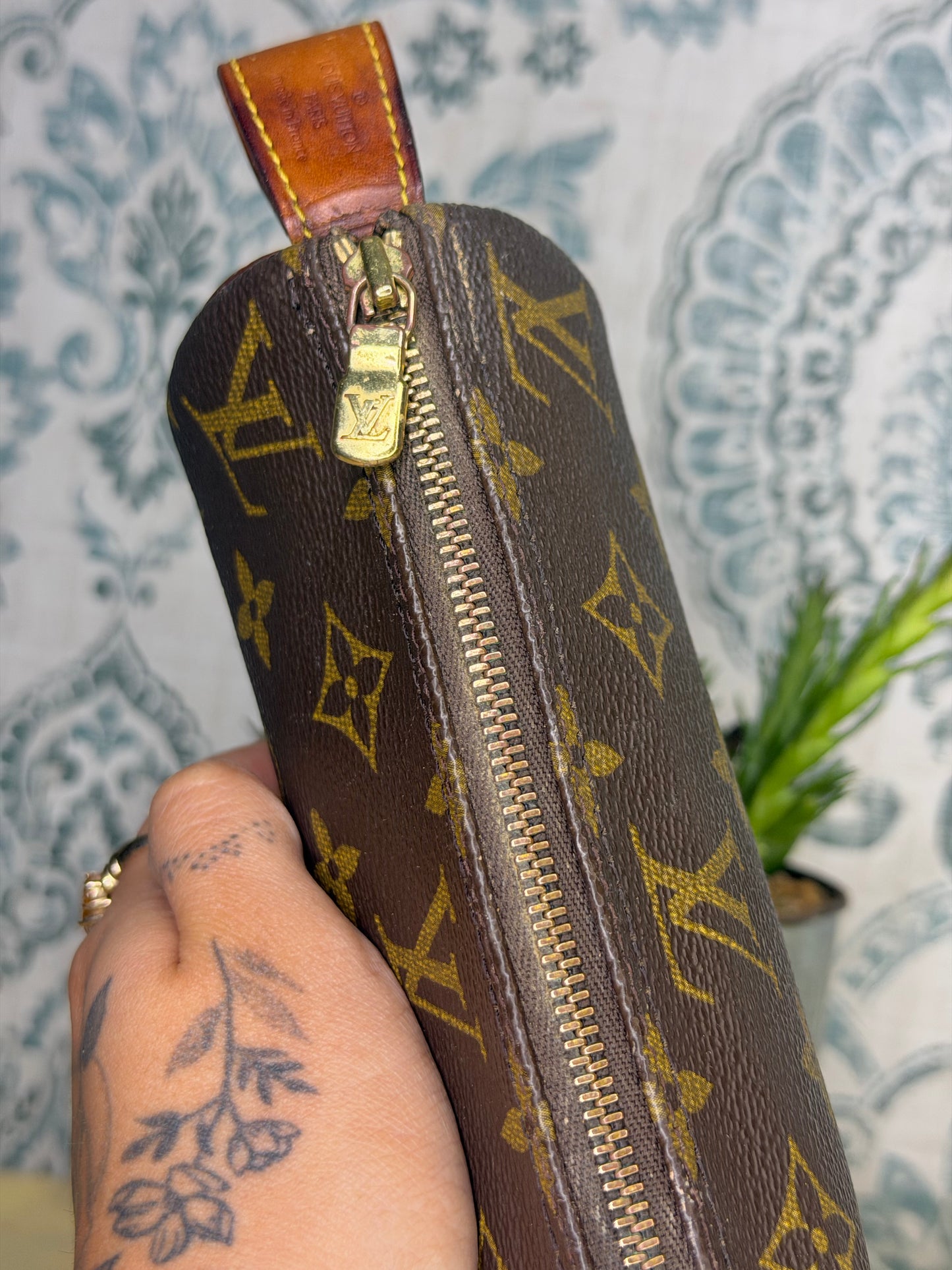 Louis Vuitton Vintage Trousse Ronde Pouch