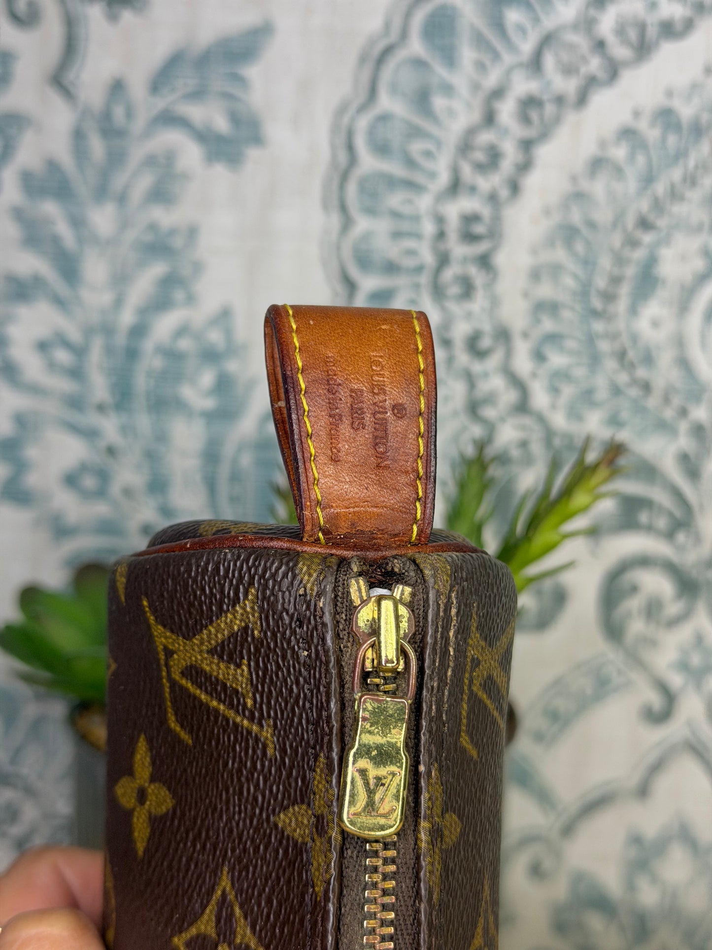 Louis Vuitton Vintage Trousse Ronde Pouch