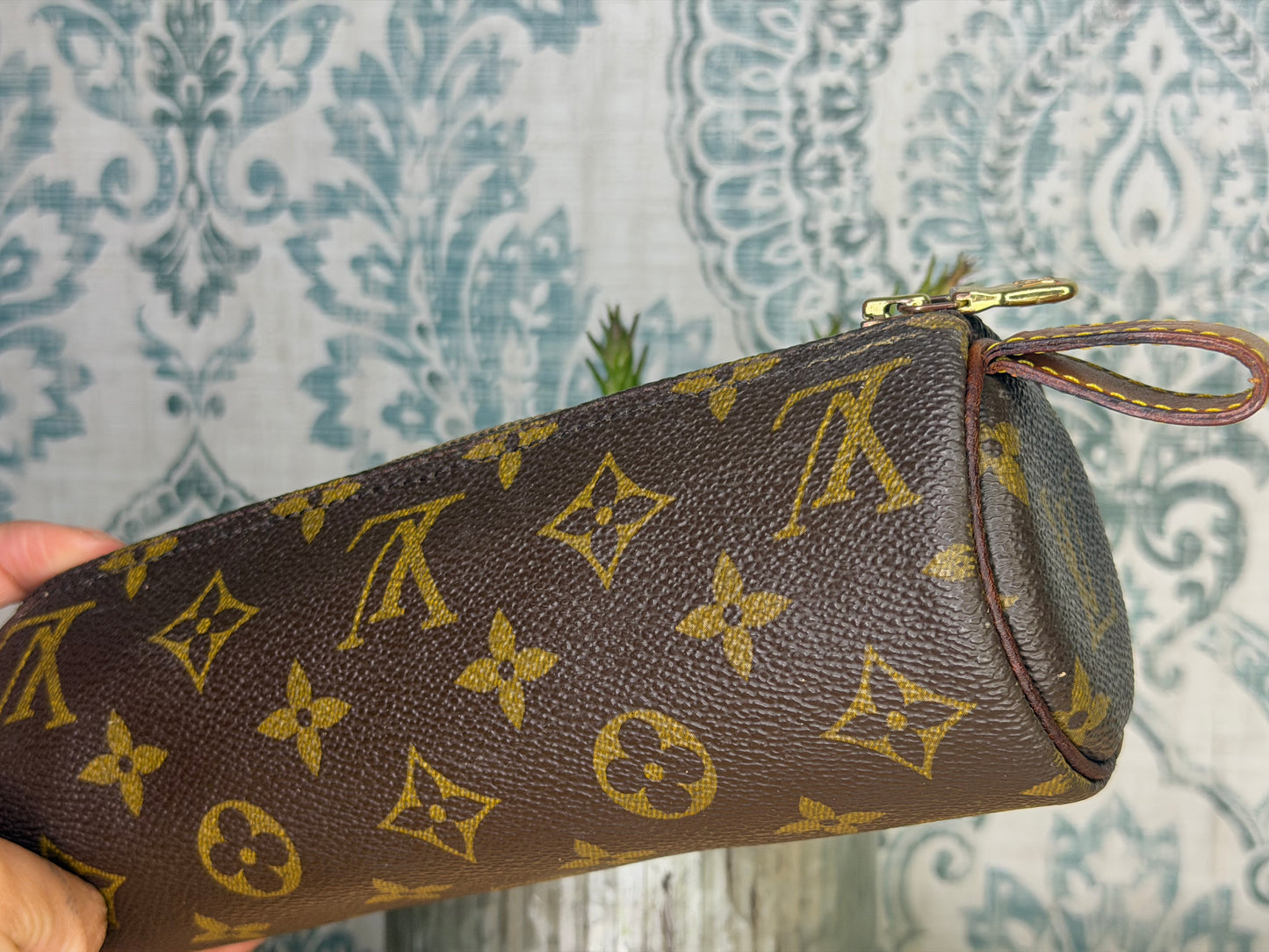 Louis Vuitton Vintage Trousse Ronde Pouch