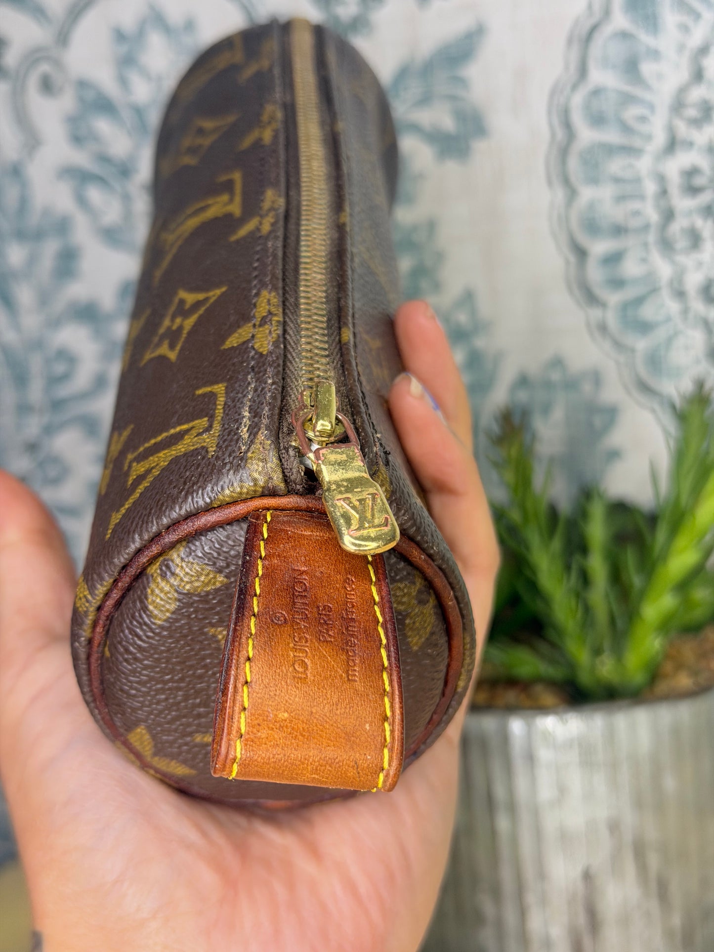 Louis Vuitton Vintage Trousse Ronde Pouch