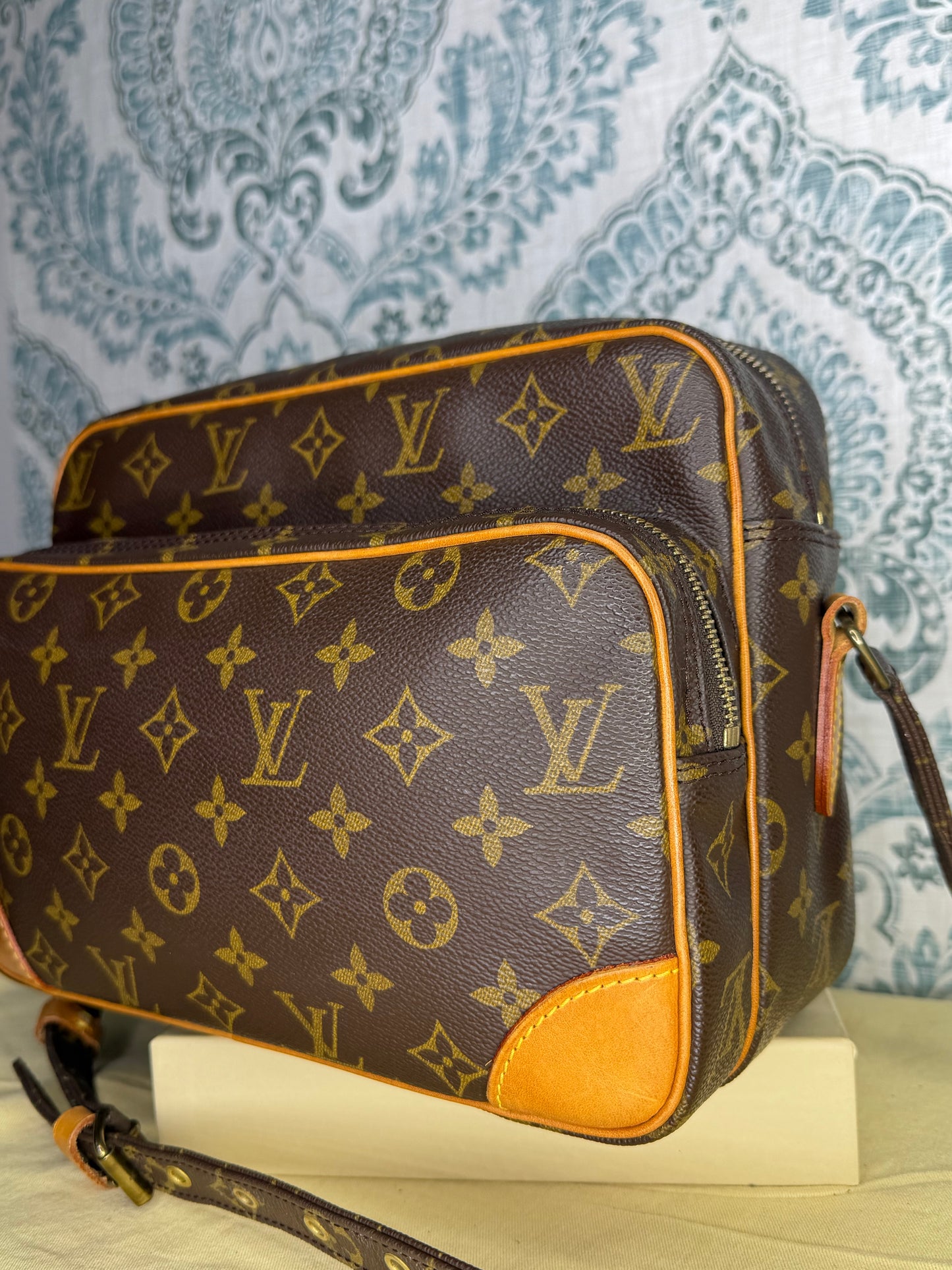 Louis Vuitton Nile PM