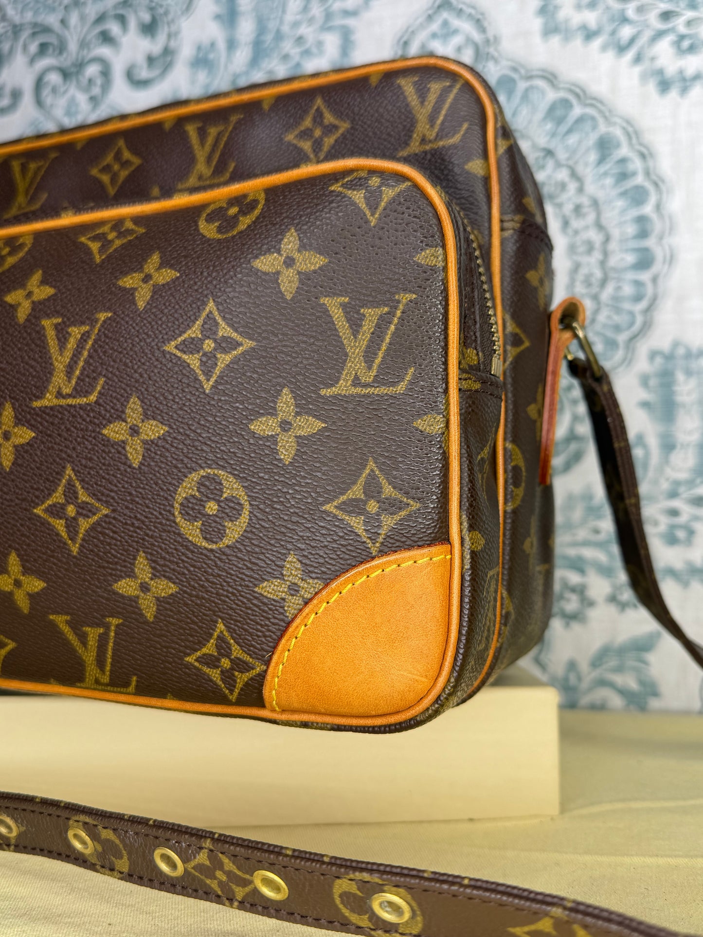 Louis Vuitton Nile PM