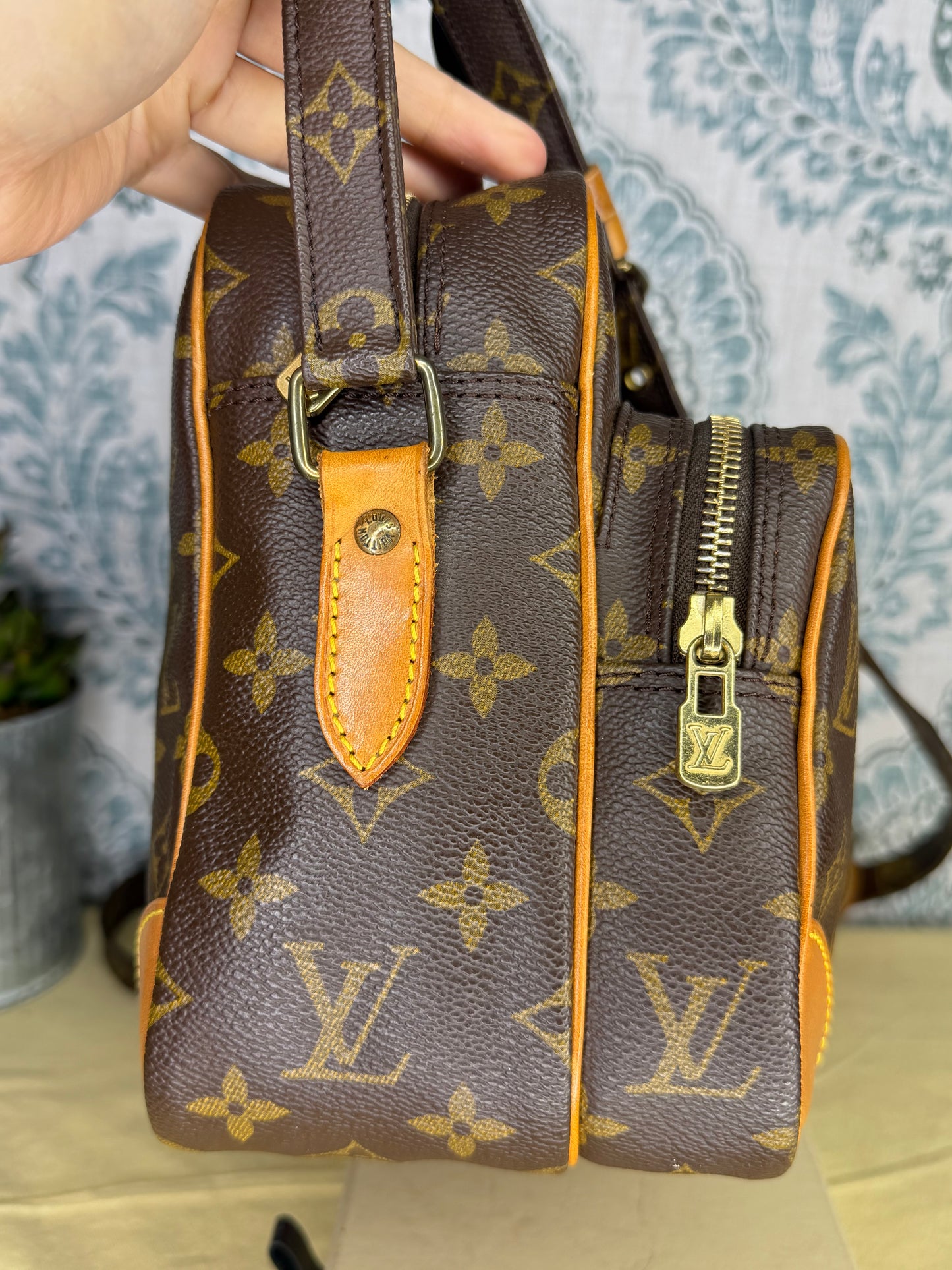 Louis Vuitton Nile PM