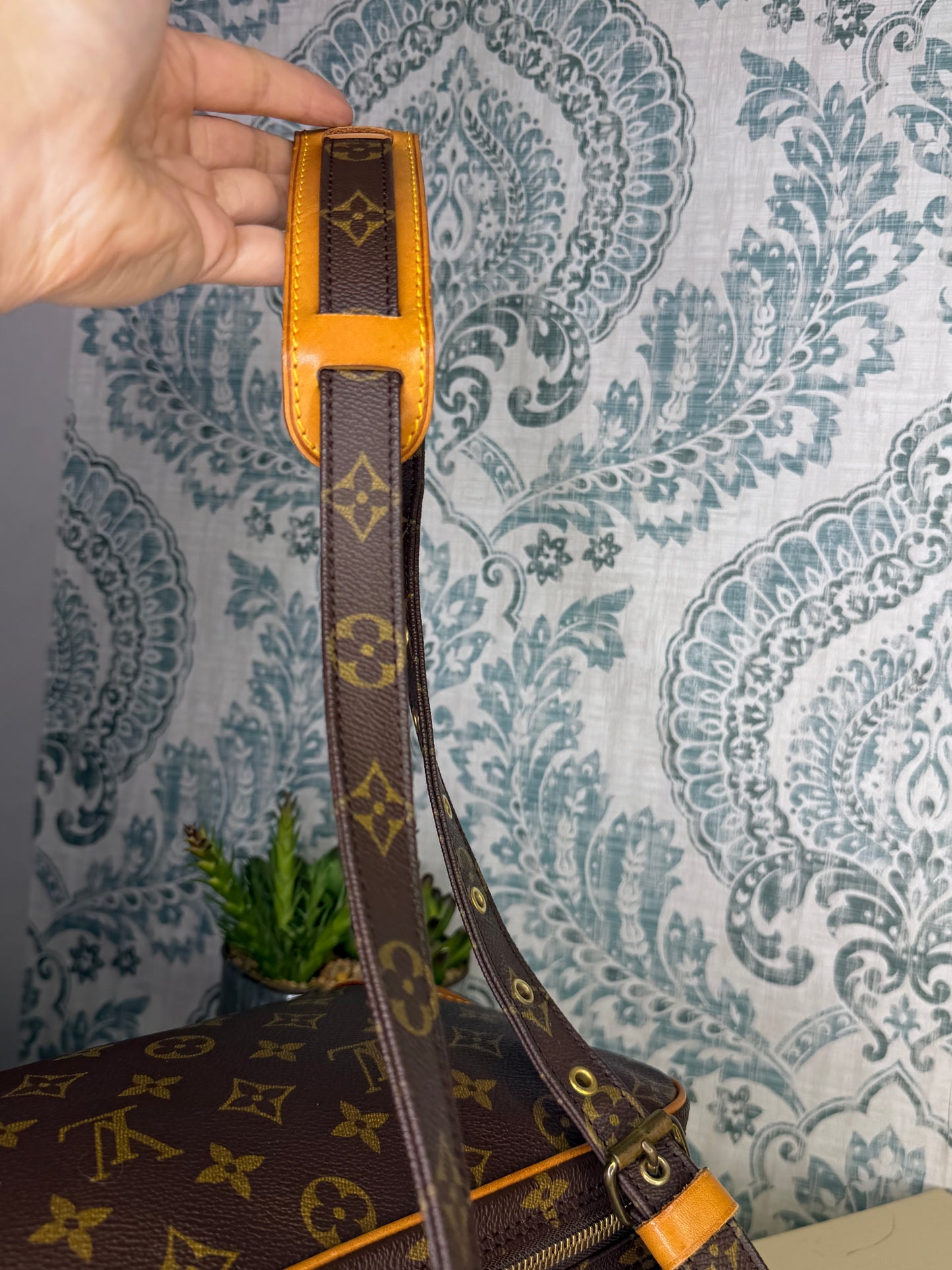 Louis Vuitton Nile PM