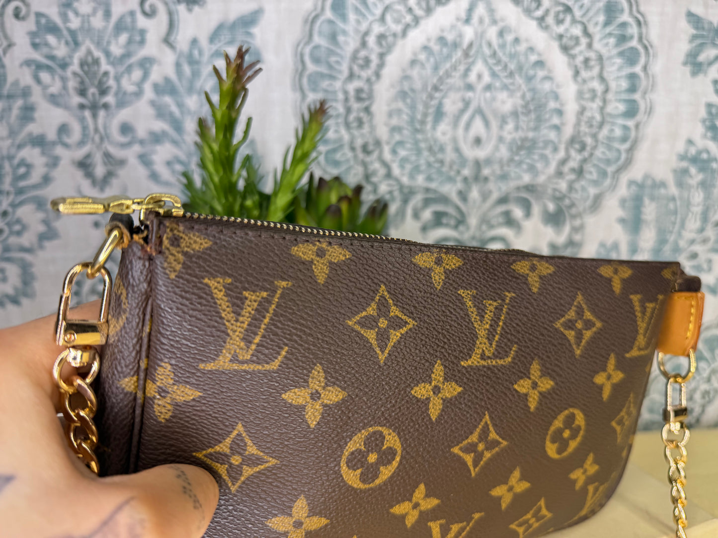 Louis Vuitton Pochette Accessories