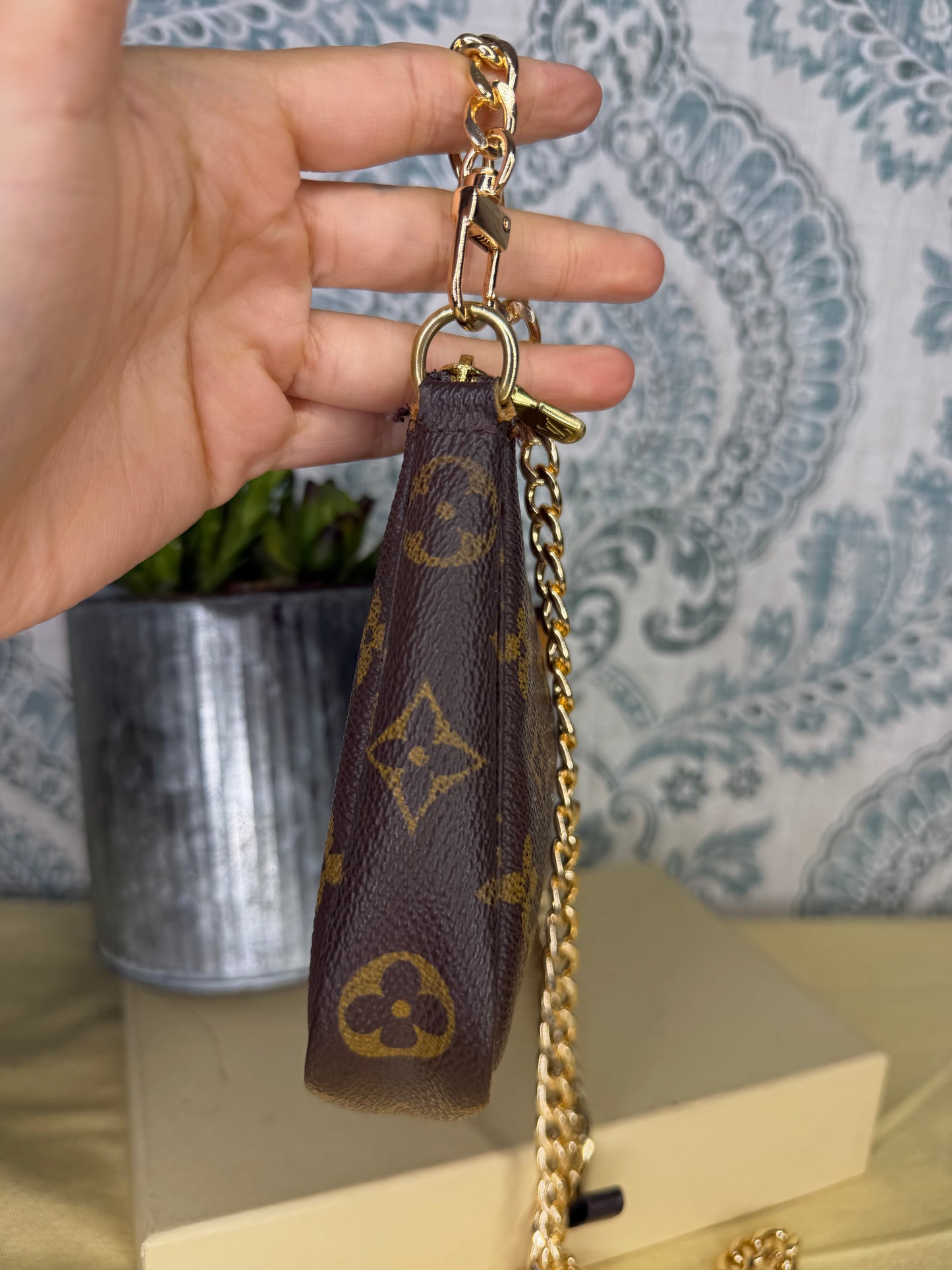 Louis Vuitton Pochette Accessories