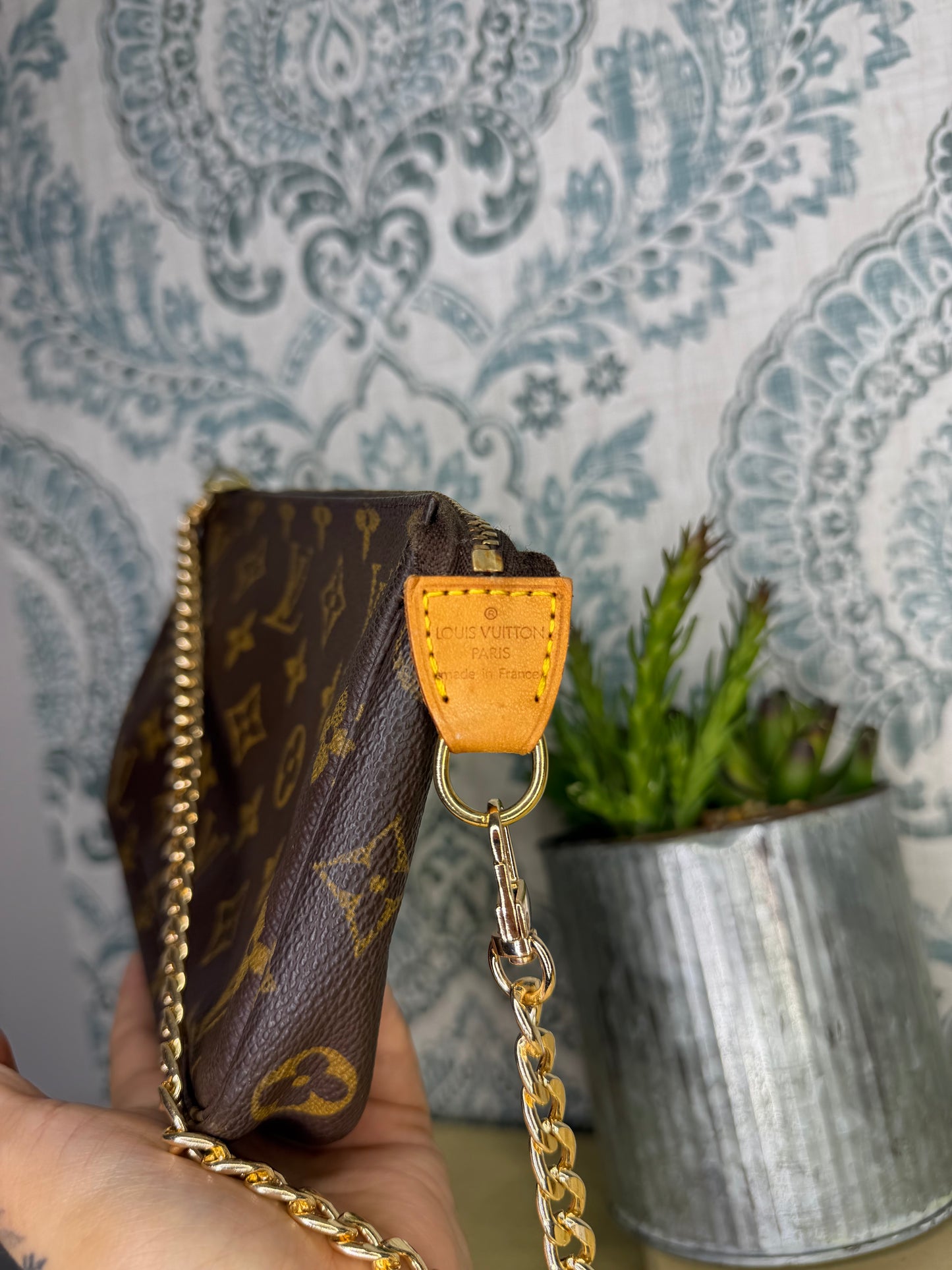 Louis Vuitton Pochette Accessories