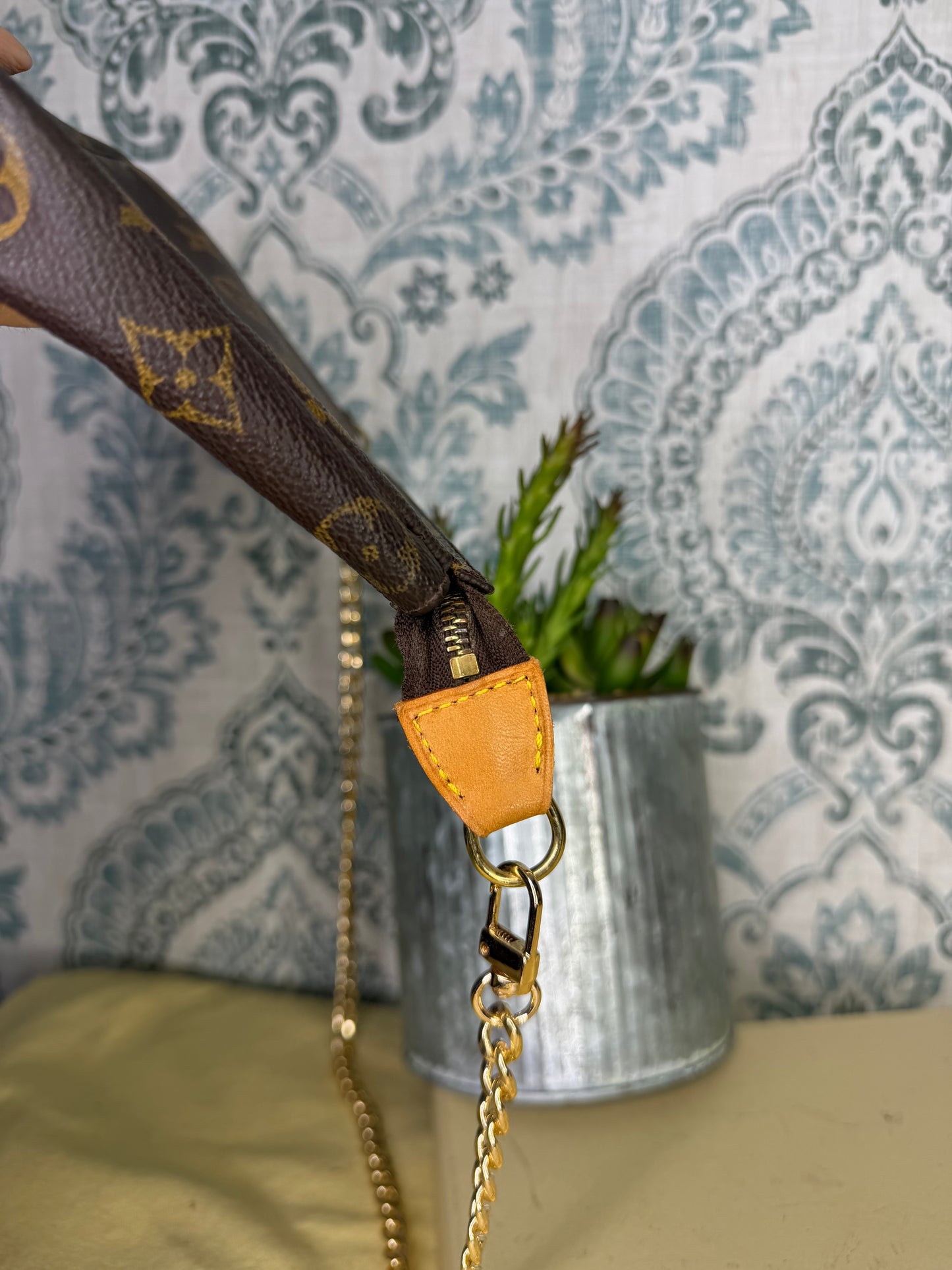 Louis Vuitton Pochette Accessories