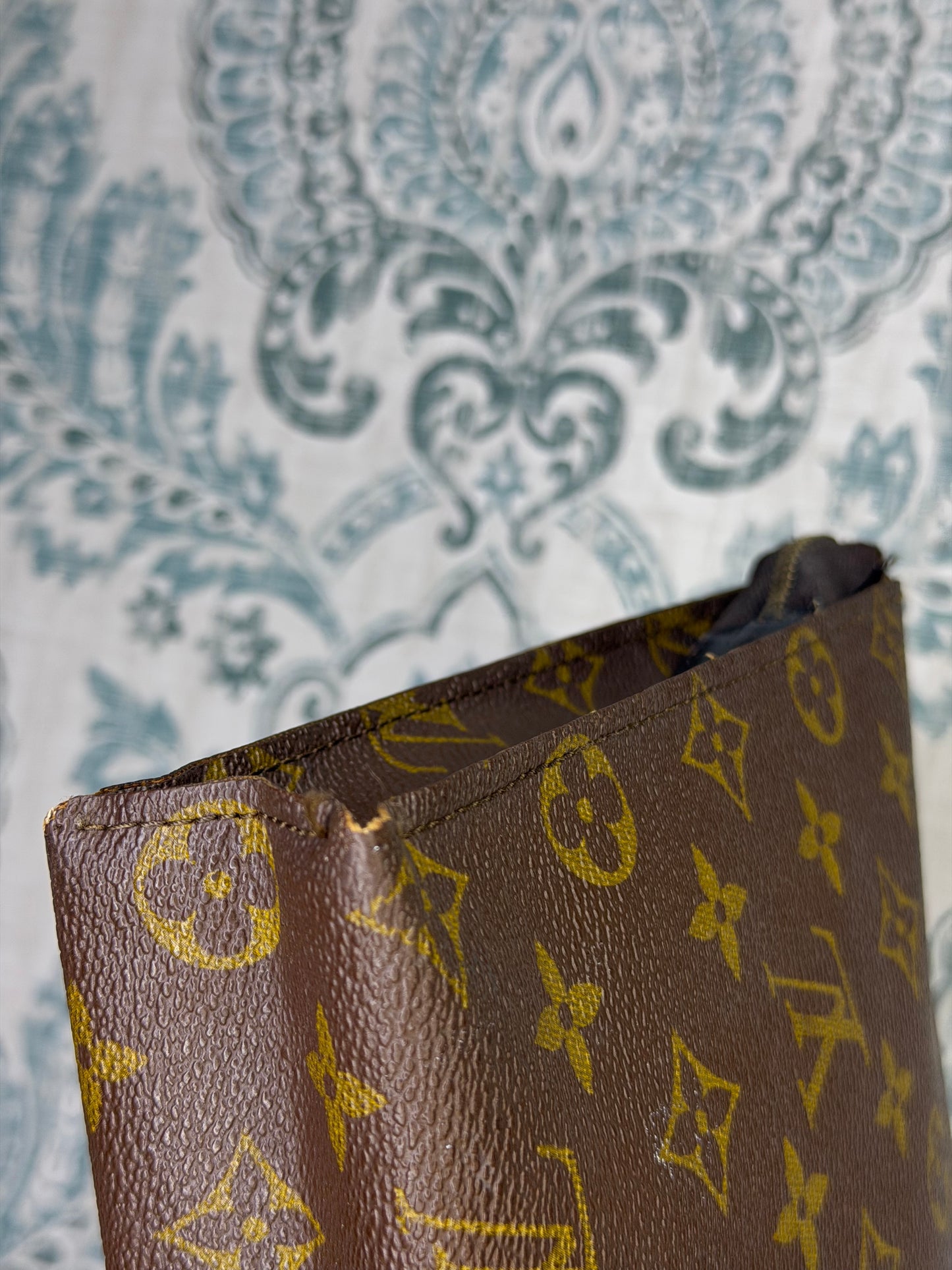 Louis Vuitton Monogram Toiletry 26 #1