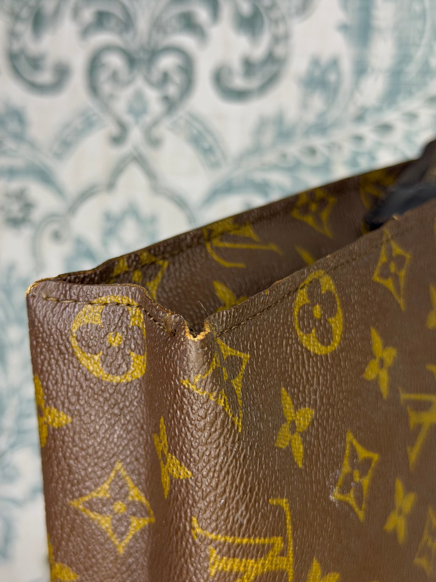 Louis Vuitton Monogram Toiletry 26 #1