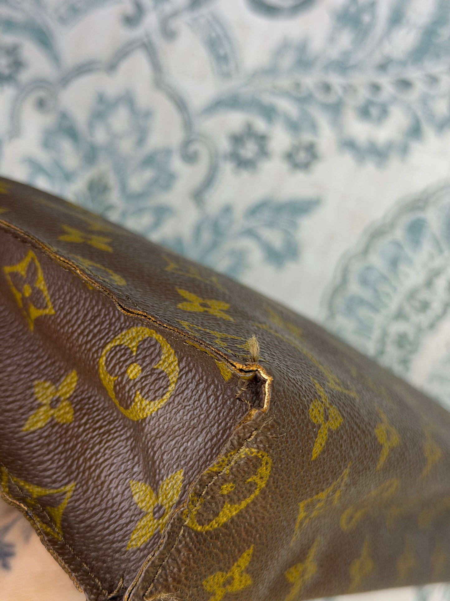 Louis Vuitton Monogram Toiletry 26 #1