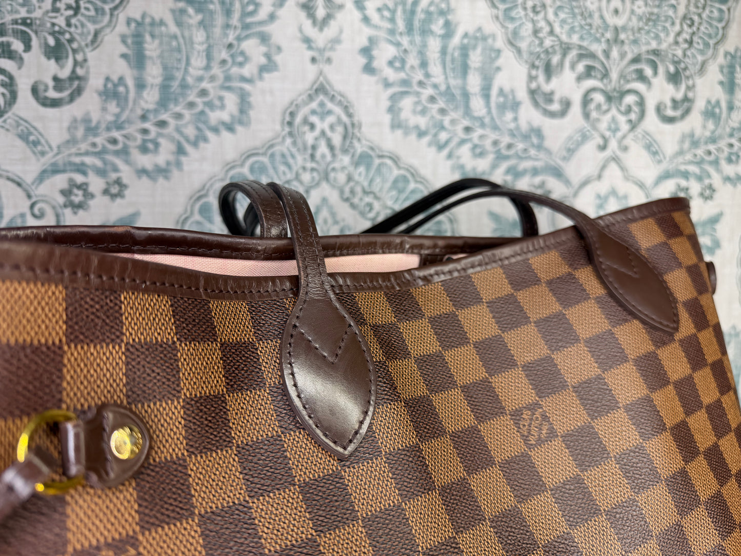 Louis Vuitton Neverfull MM Damier Ebene Rose Ballerine