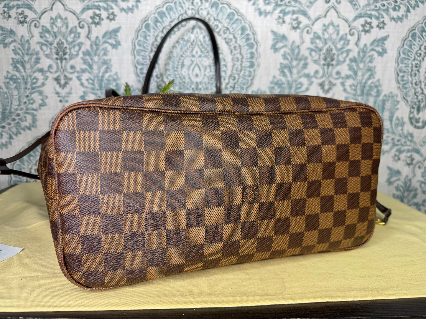 Louis Vuitton Neverfull MM Damier Ebene Rose Ballerine