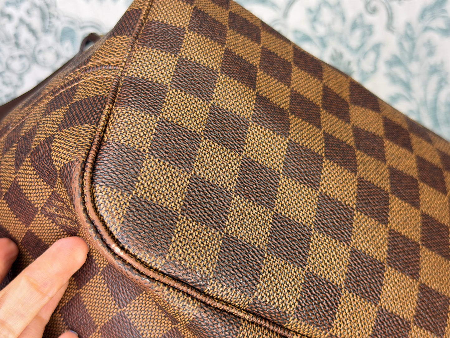 Louis Vuitton Neverfull MM Damier Ebene Rose Ballerine