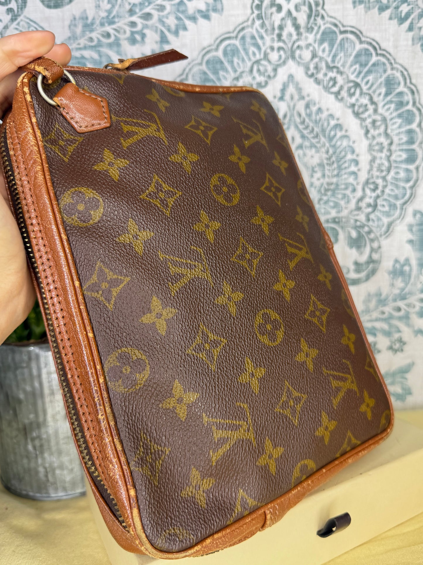 Louis Vuitton Pochette Sport