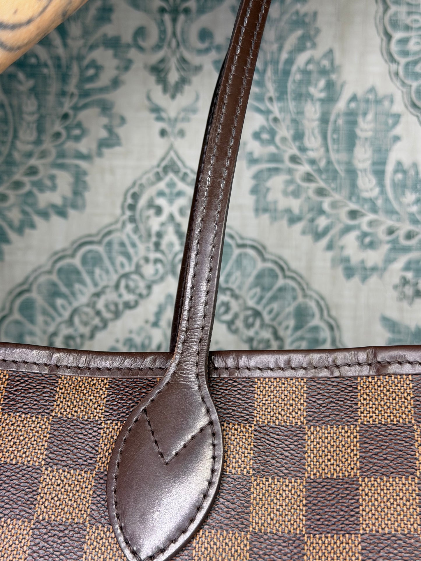 Louis Vuitton Neverfull MM Damier Ebene Rose Ballerine