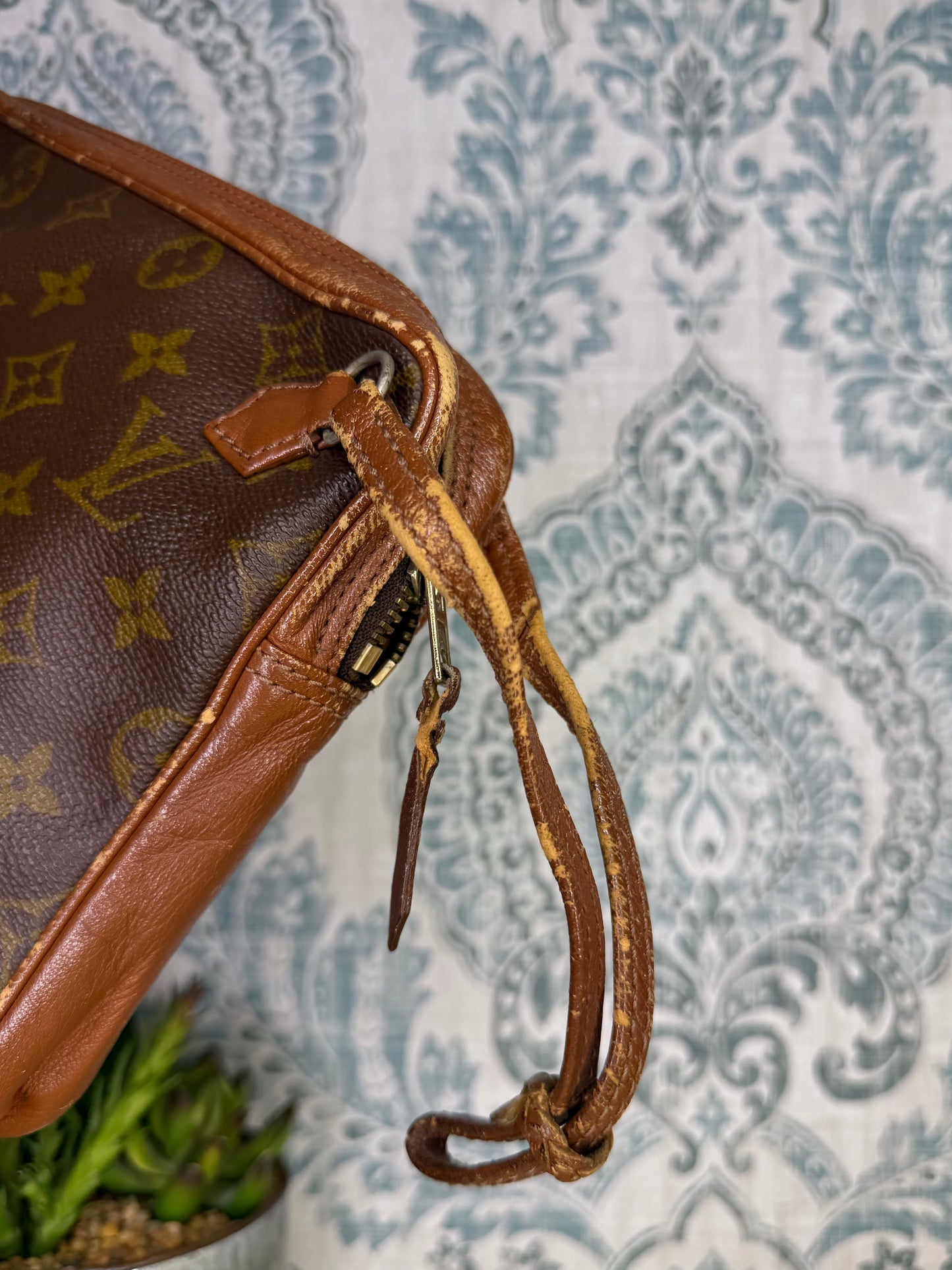 Louis Vuitton Pochette Sport
