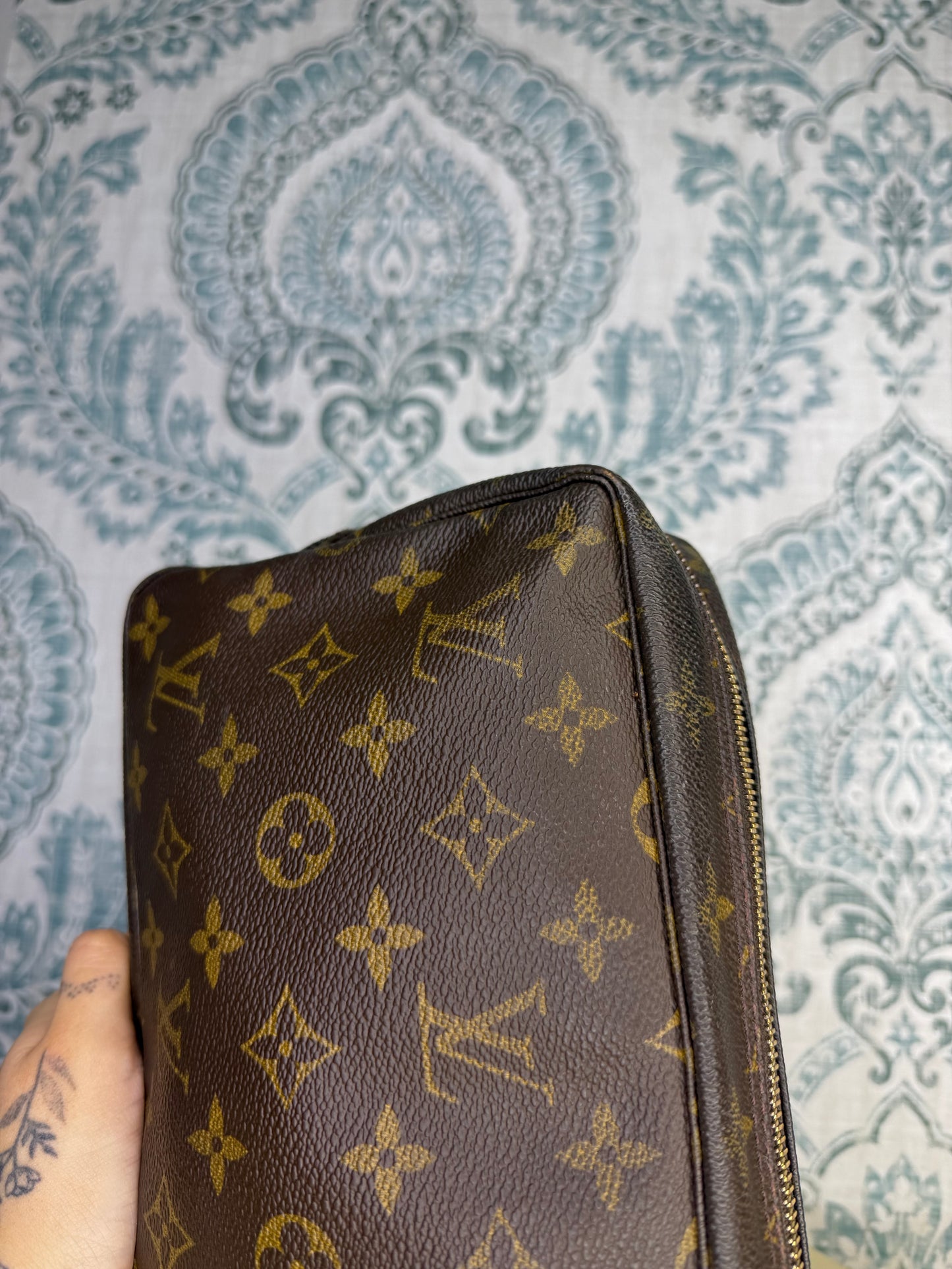 Louis Vuitton Trousse 23