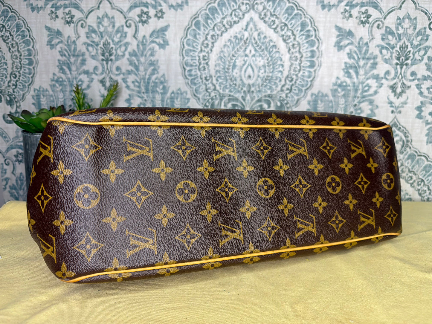 Louis Vuitton Batignolles Horizontal